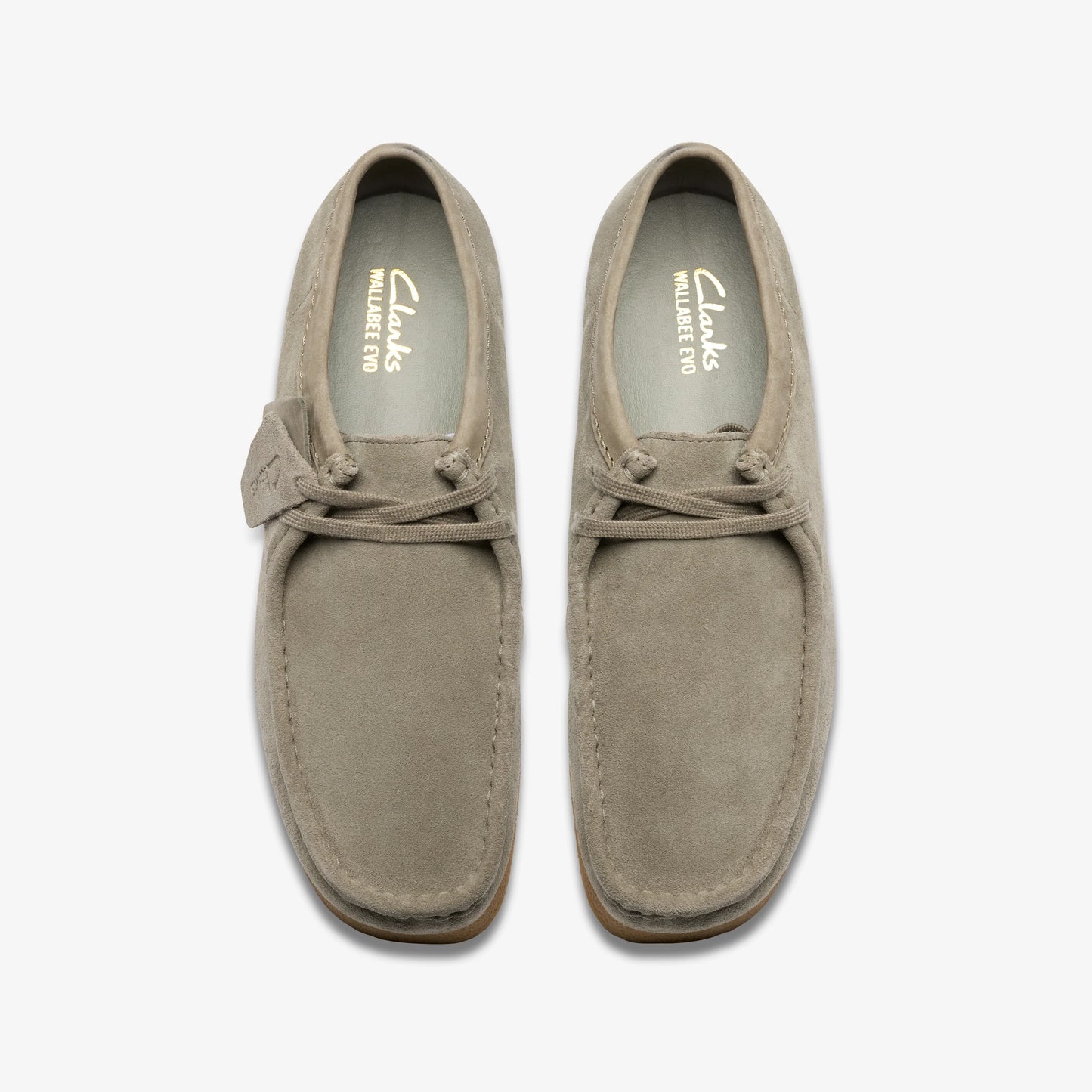 Zapatos Casual De La Marca Clarks Para Hombre Modelo Wallabeeevo Sage Suede En Color Verde