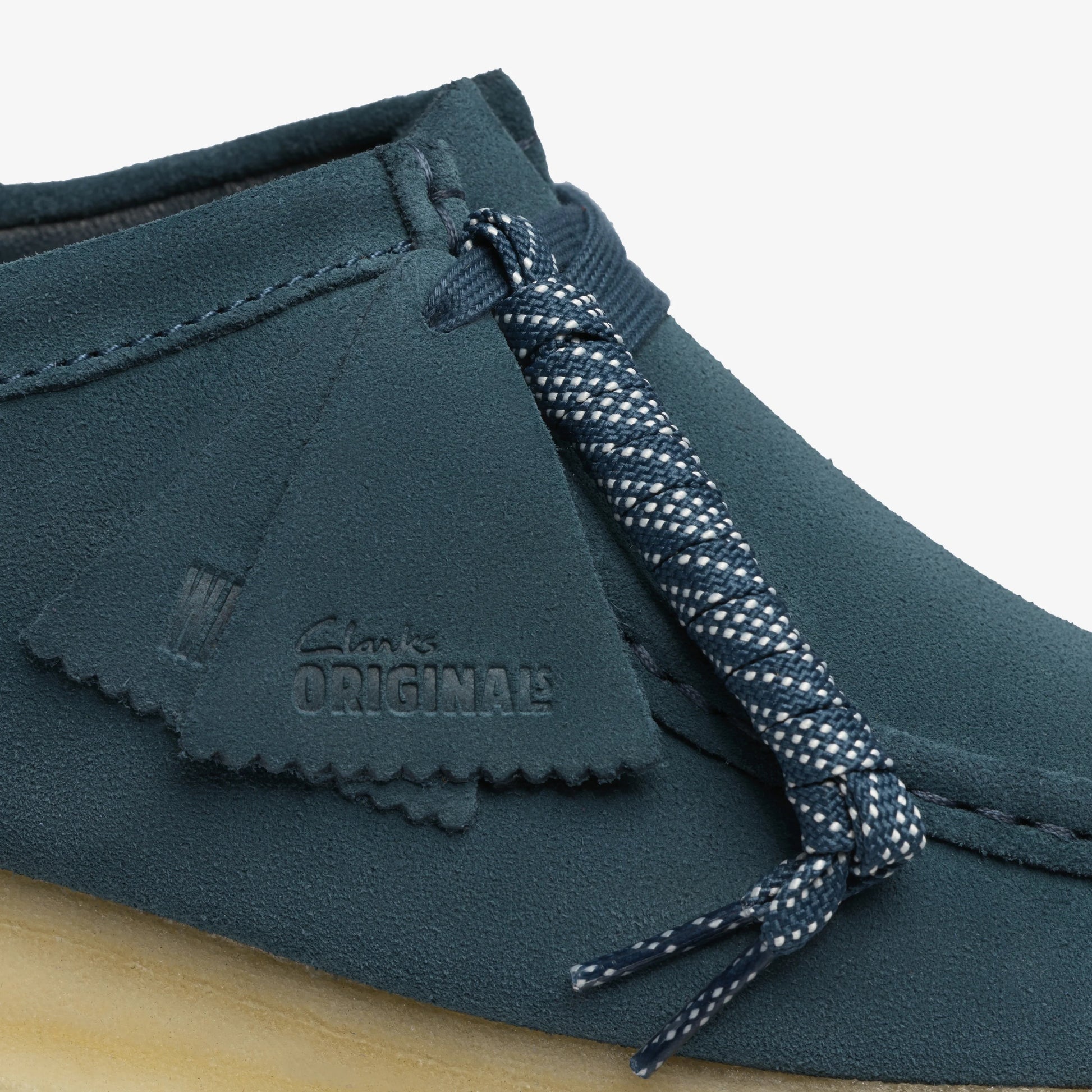 Zapatos Casual De La Marca Clarks  Para Hombre Modelo Wallabee Mid Blue Suede En Color Azul