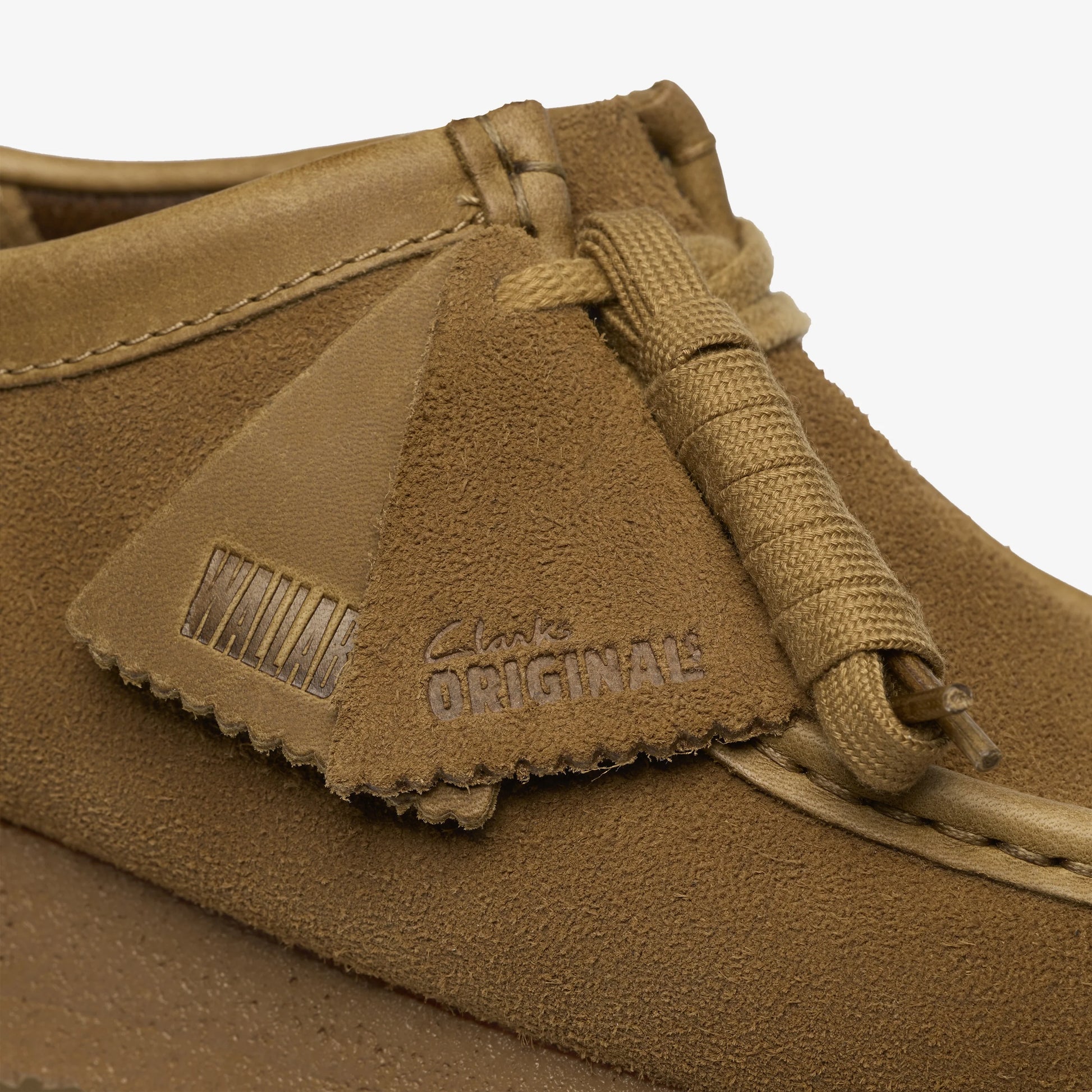 Zapatos Casual De La Marca Clarks  Para Hombre Modelo Wallabee Tan Suede En Color Marrón