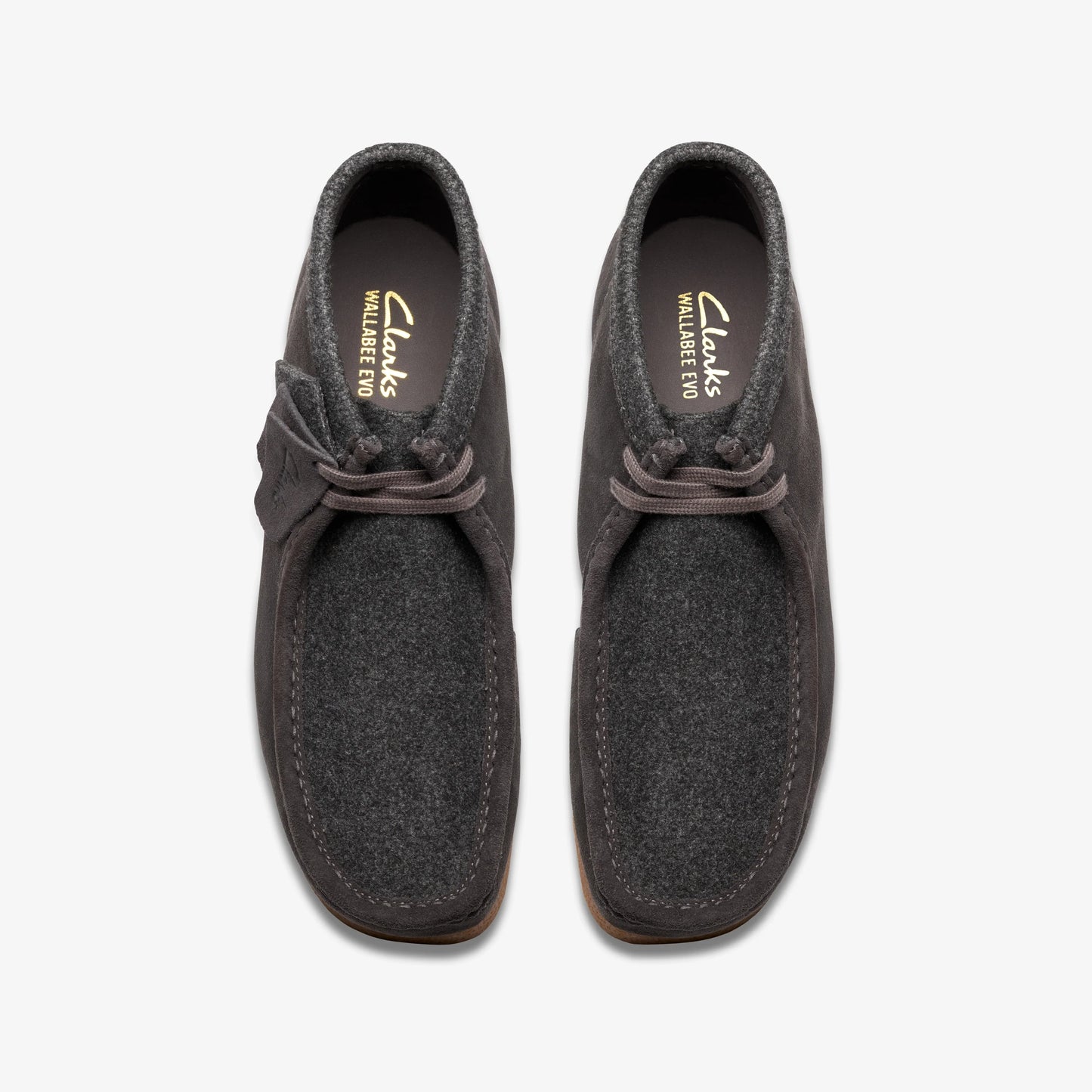 Botas De La Marca Clarks Para Hombre Modelo Wallabeeevo Bt Dark Grey Combi En Color Gris