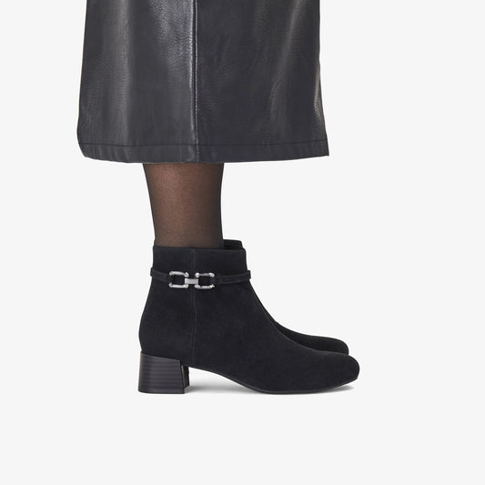 Botas De La Marca Clarks  Para Mujer Modelo Iridessa Air Black Sde En Color Negro