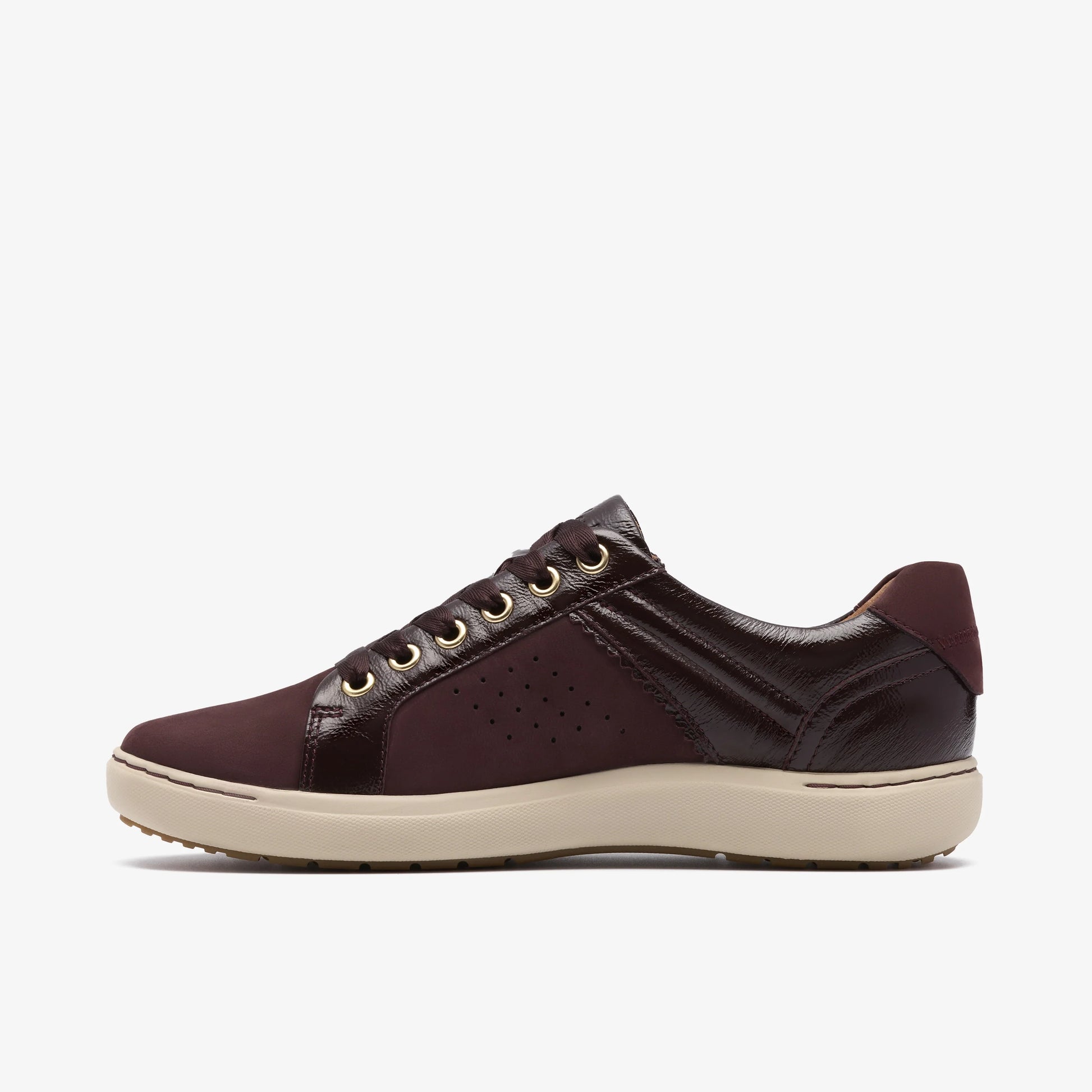 Zapatos Casual De La Marca Clarks  Para Mujer Modelo Nalle Zen Merlot Combi En Color Rojo