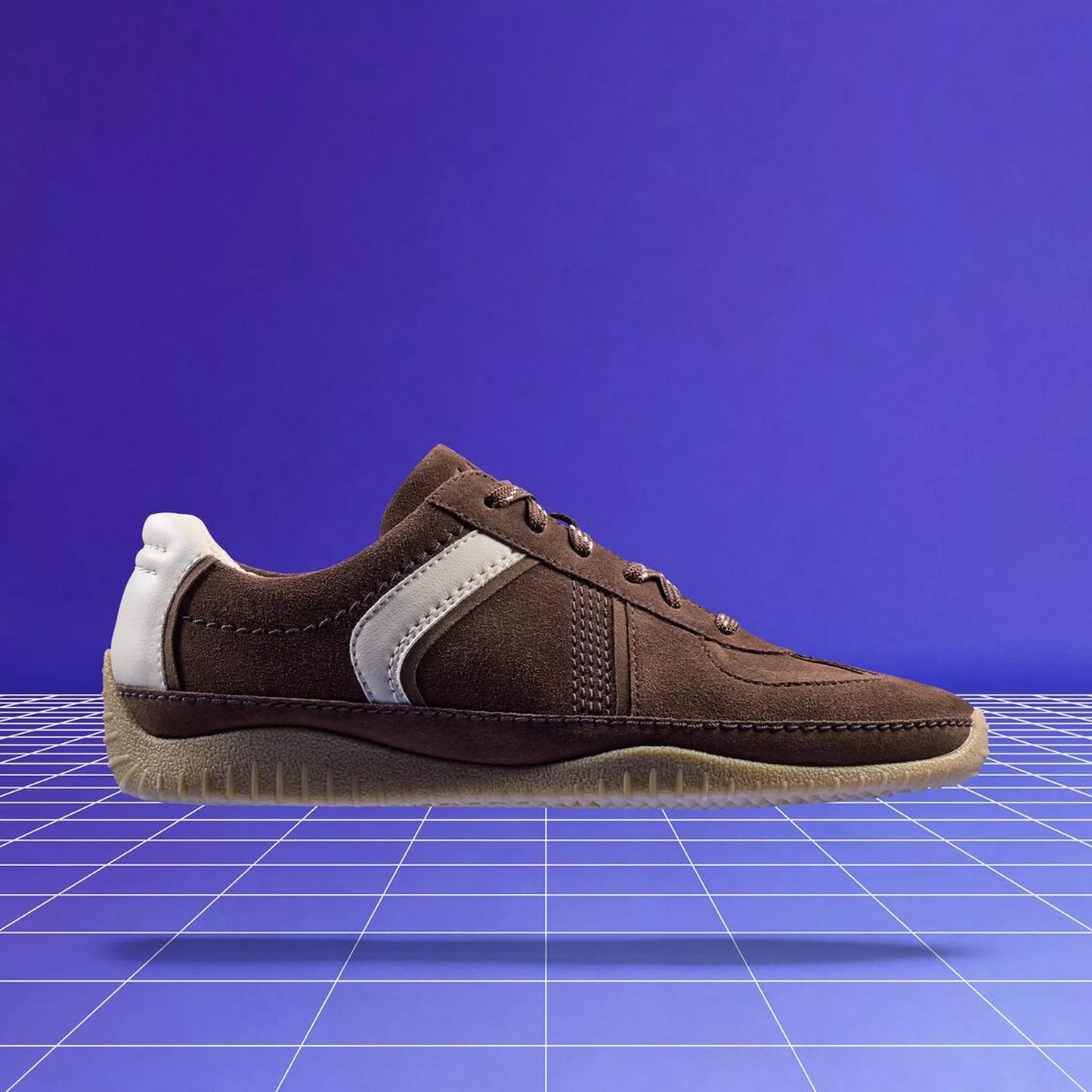 CLARKS | SNEAKERS | MUJER | MERIDOR LO BROWN SUEDE | MARRÓN