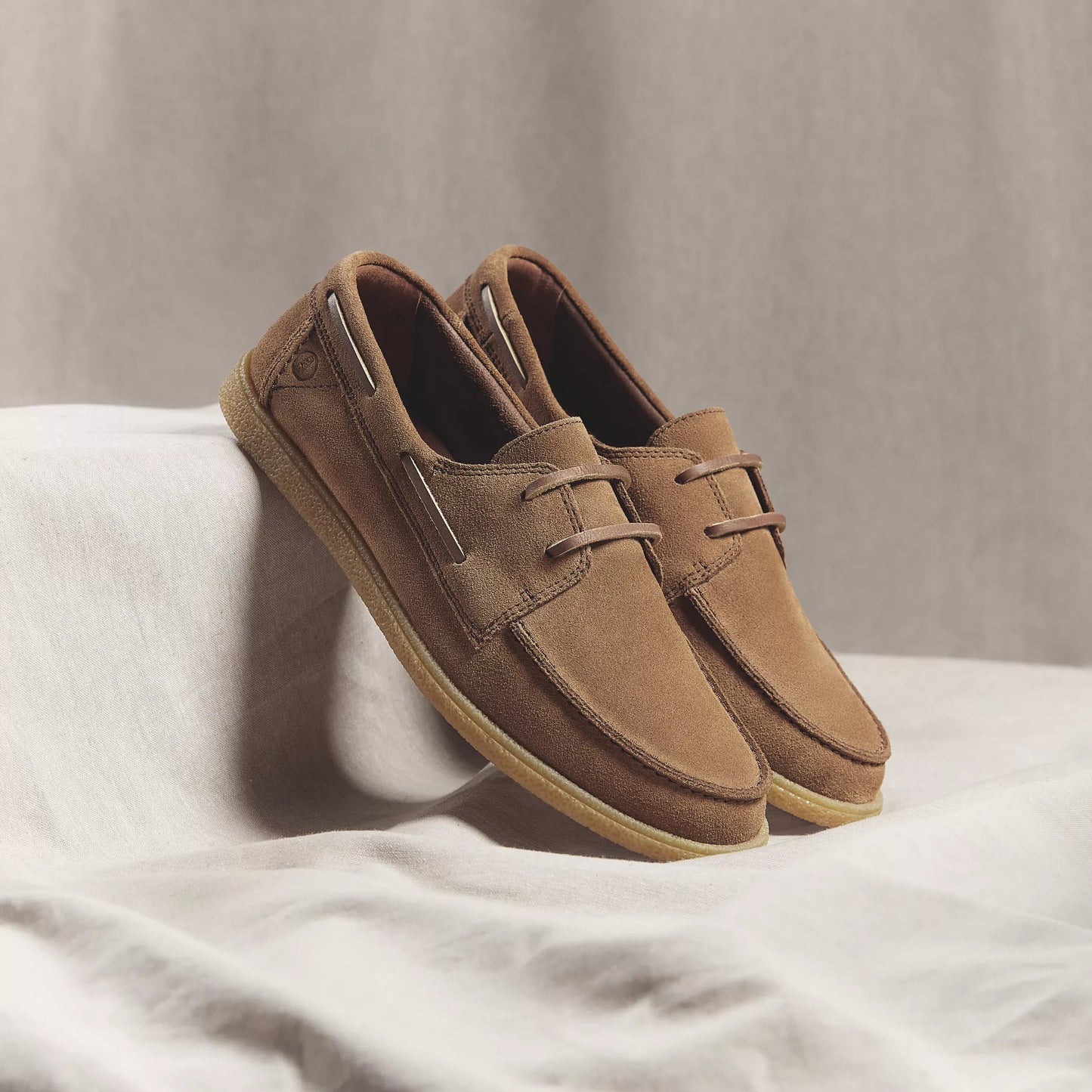Mocasines De La Marca Clarks Para Hombre Modelo Clarkbay Go Cola Suede En Color Marrón