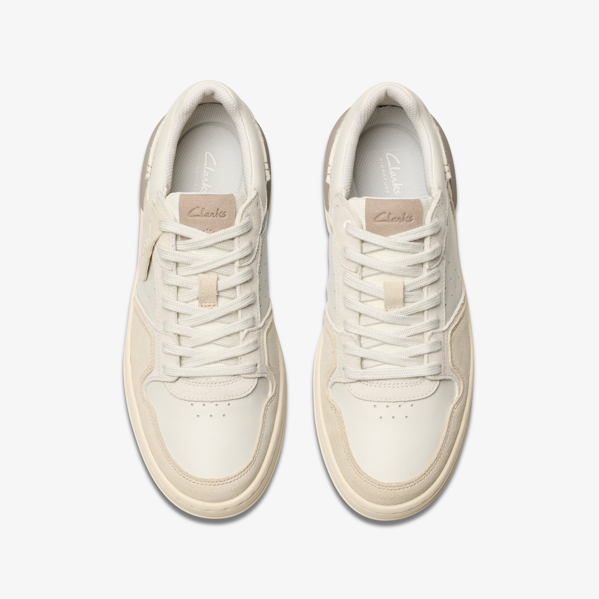 Sneakers De La Marca Clarks  Para Hombre Modelo Courtlite2 Lo Off White Suede En Color Blanco