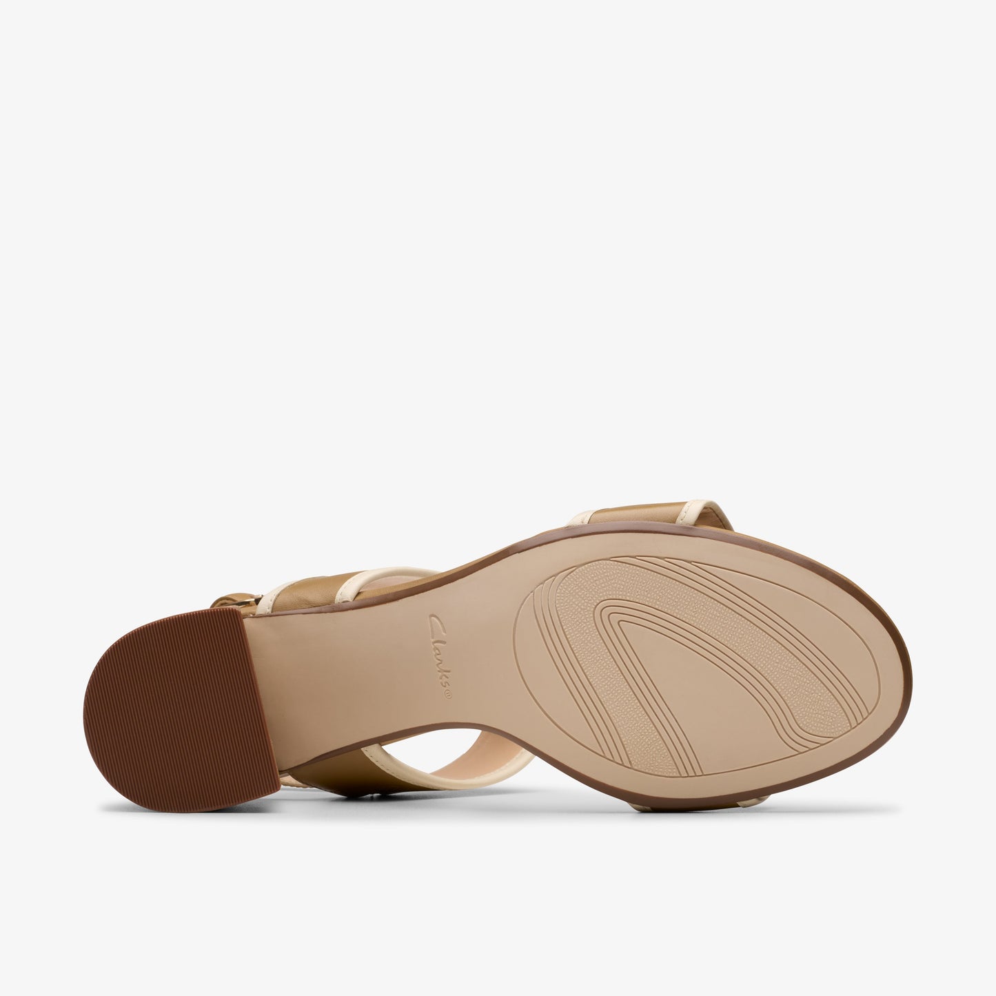 CLARKSのサマーシューズ