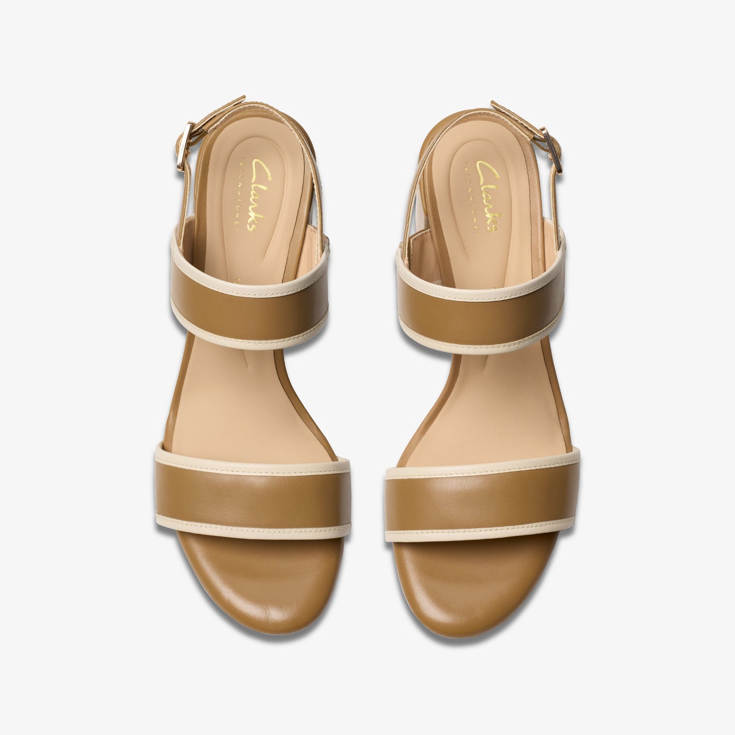 CLARKSのサマーシューズ