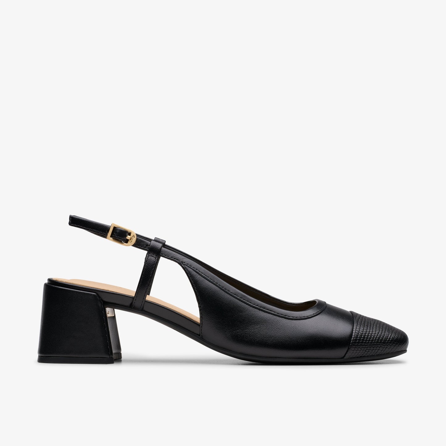 CLARKSのサマーシューズ