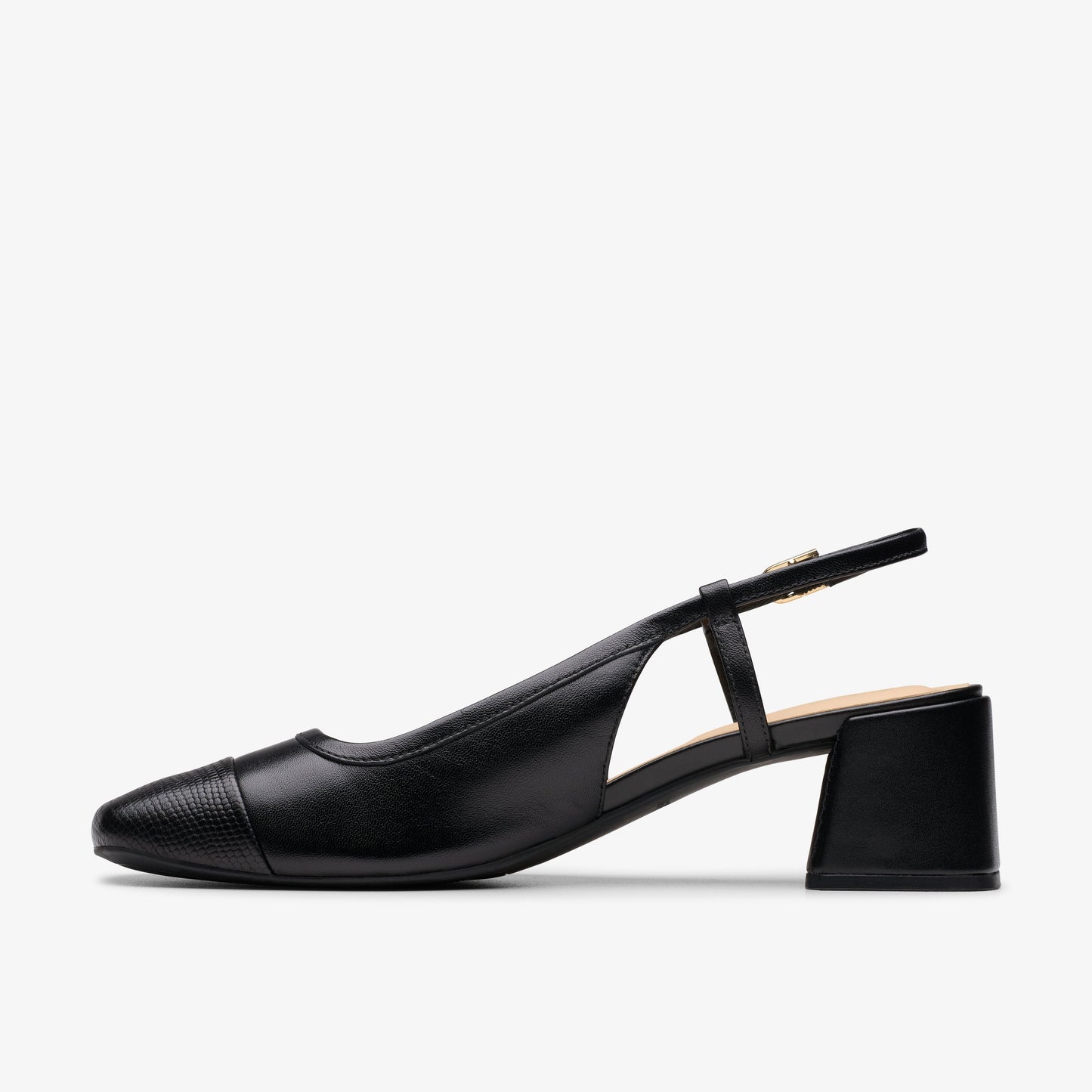 CLARKSのサマーシューズ