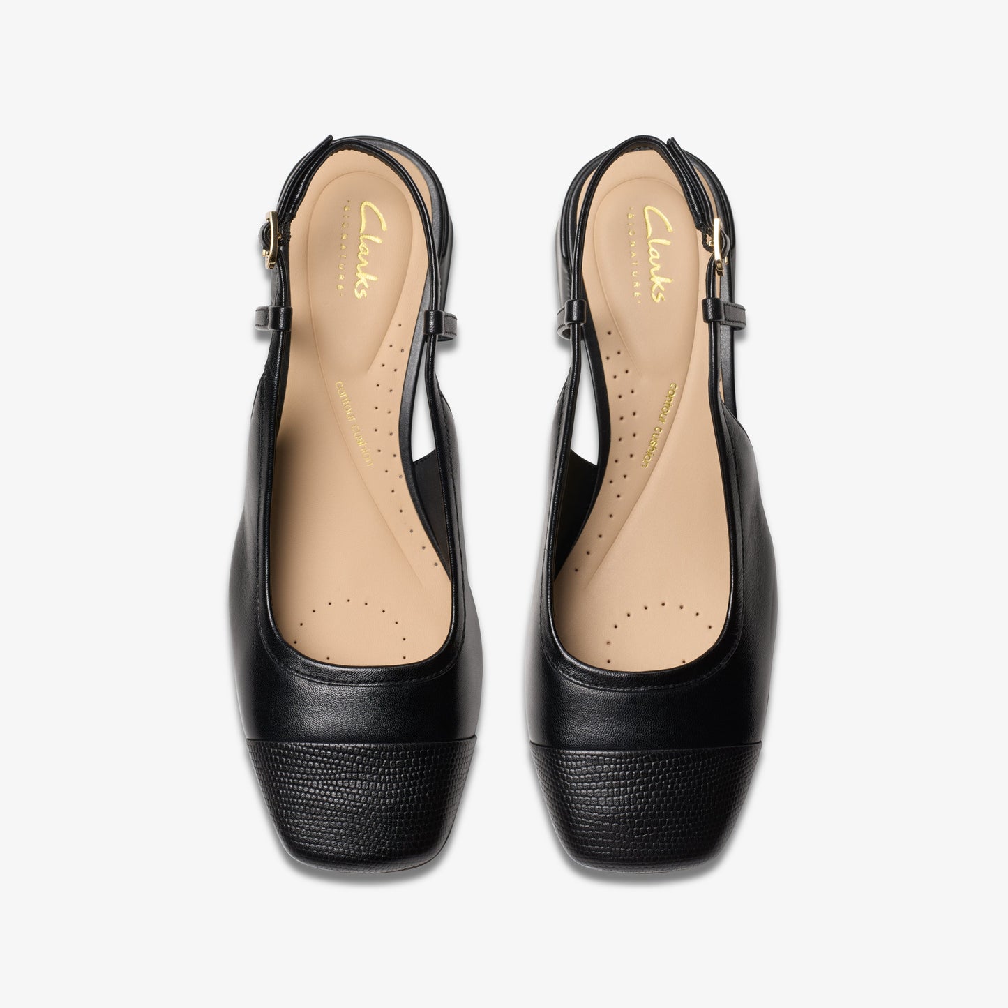 CLARKSのサマーシューズ