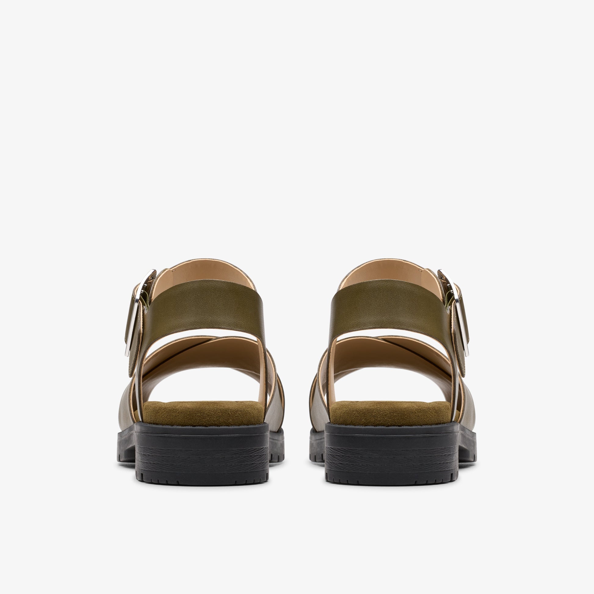 CLARKSのサマーシューズ