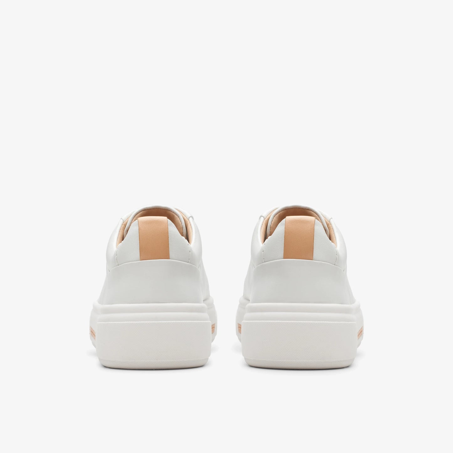 Sneakers De La Marca Clarks Para Mujer Modelo Hollyhock Walk Off White Lea En Color Blanco