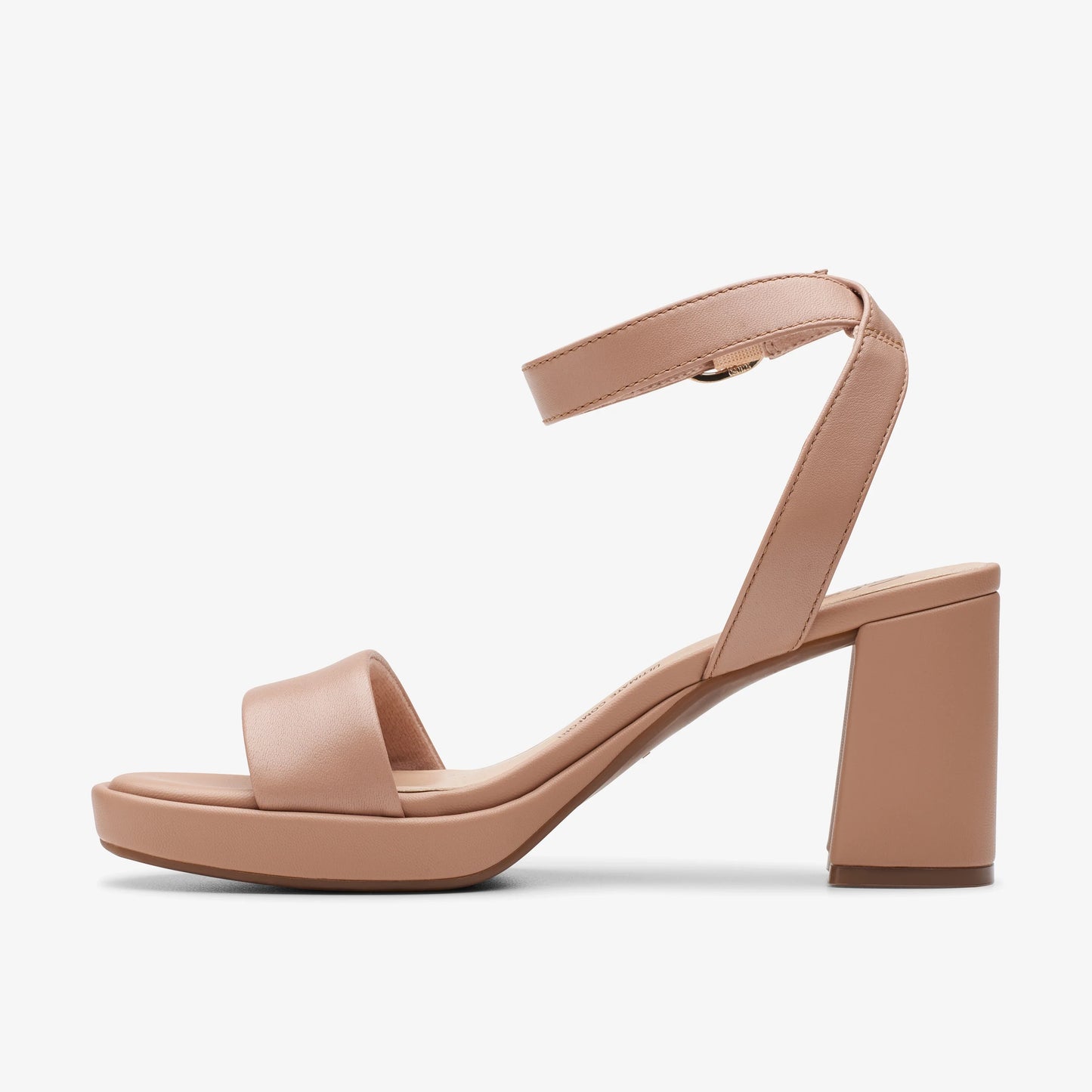 Sandalias De La Marca Clarks Para Mujer Modelo Ambyrlyn Bay Warm Beige Lea En Color Beige