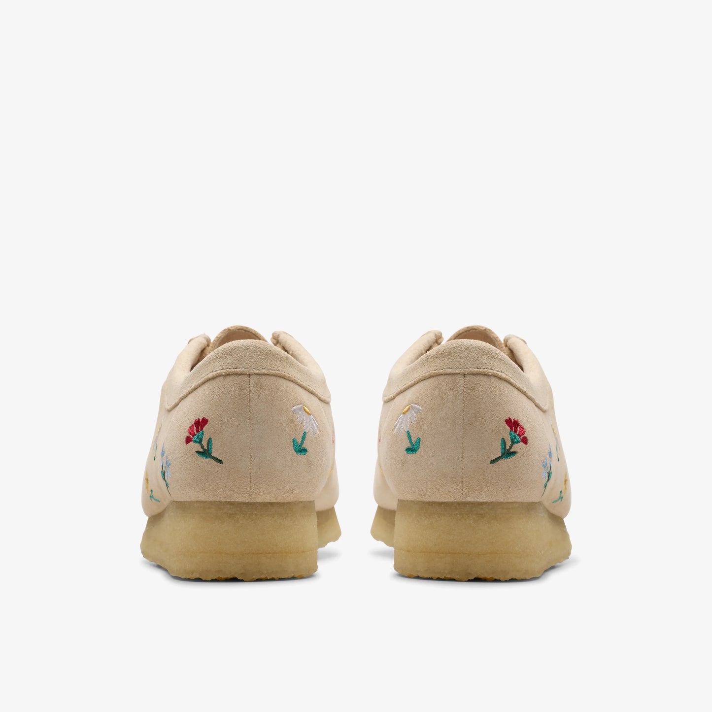 Sandalias De La Marca Clarks Para Mujer Modelo Wallabee. Taupe Emb En Color Marrón