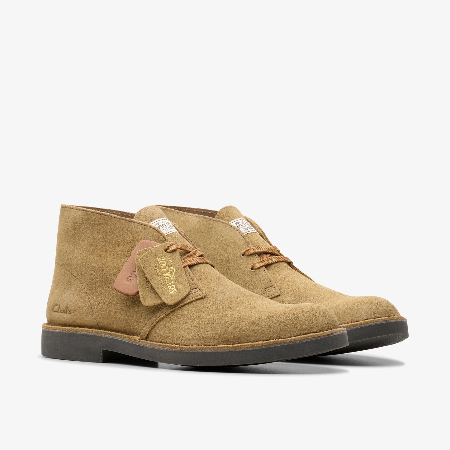 Botas De La Marca Clarks Para Hombre Modelo Desert Bt Evo Dark Sand Suede En Color Beige
