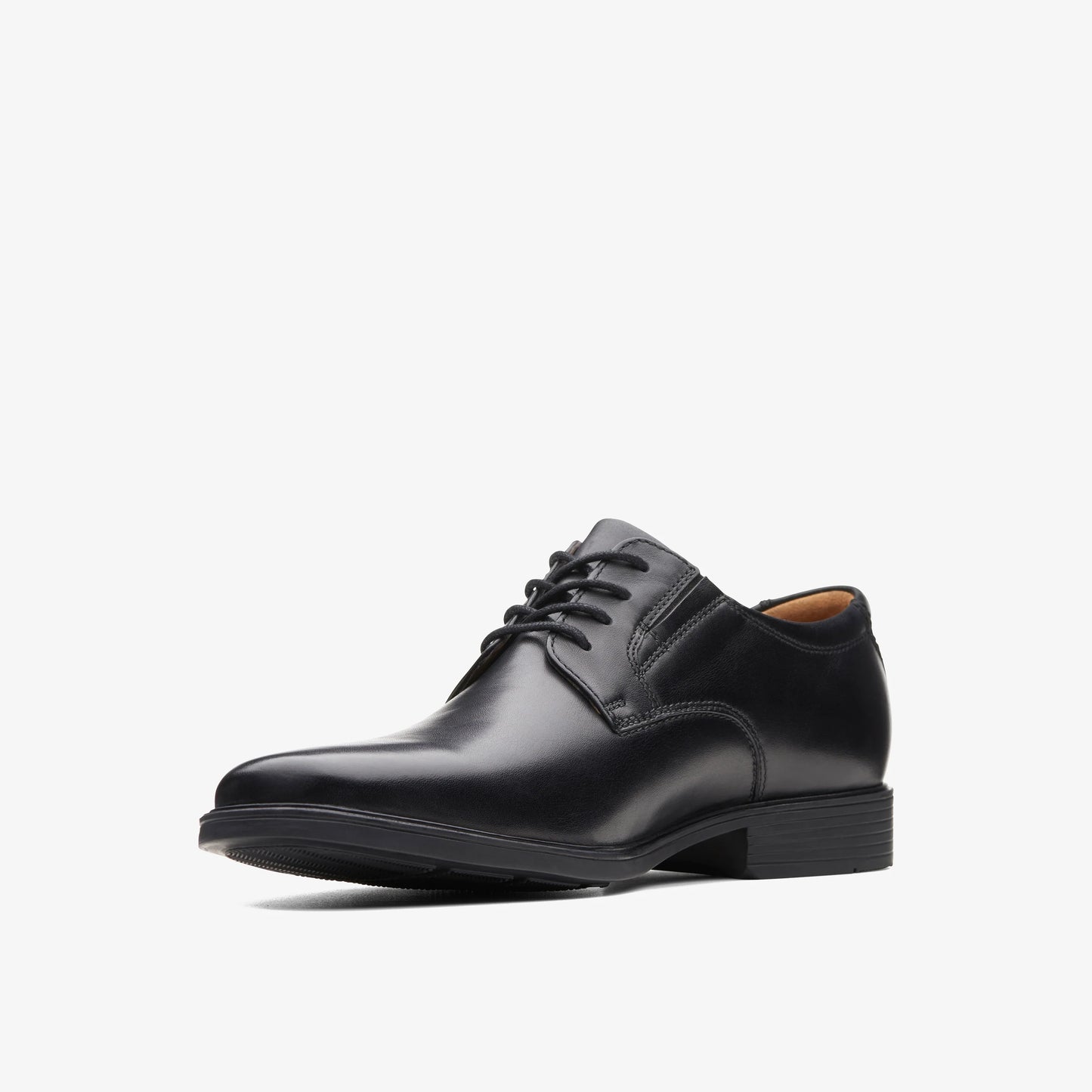 Zapatos De Vestir De La Marca Clarks Para Hombre Modelo Tilden Plain Black Leather En Color Negro