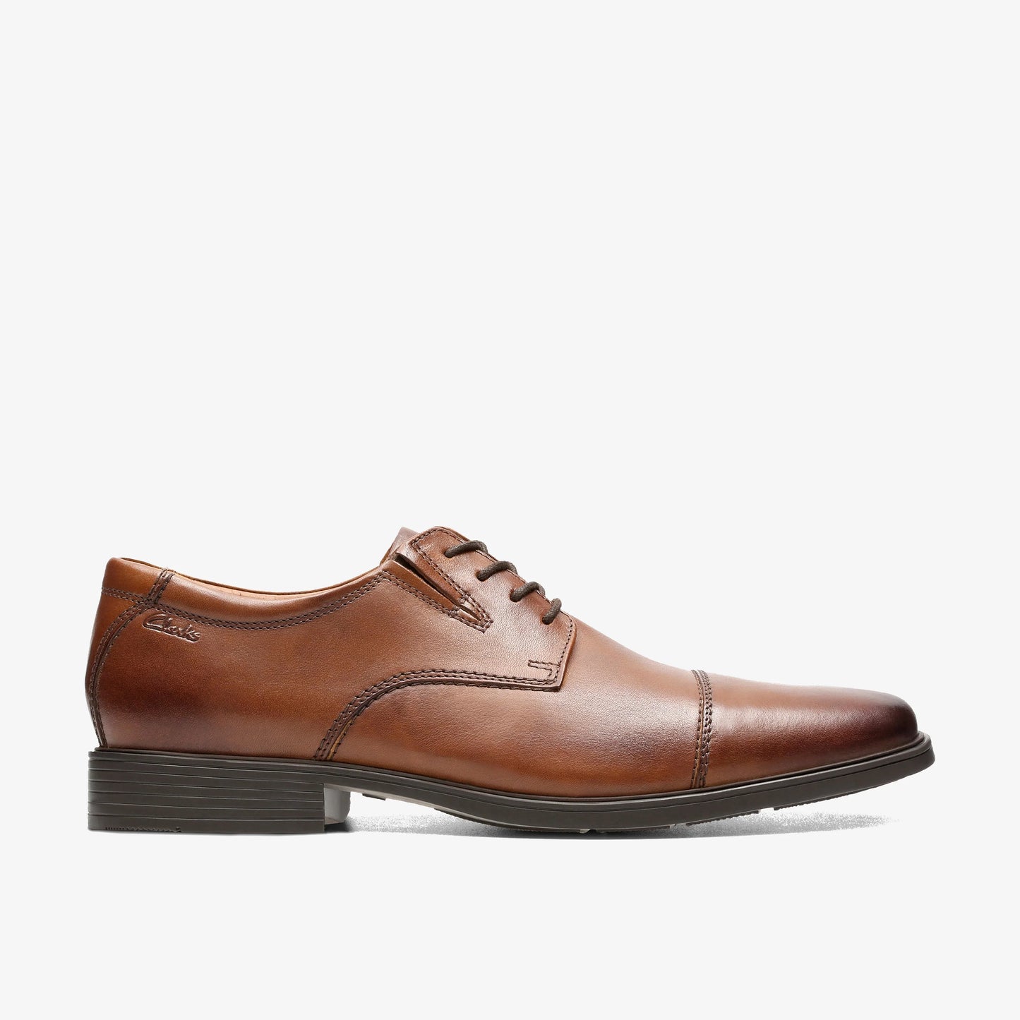 Zapatos De Vestir De La Marca Clarks Para Hombre Modelo Tilden Cap Dark Tan Lea En Color Marrón