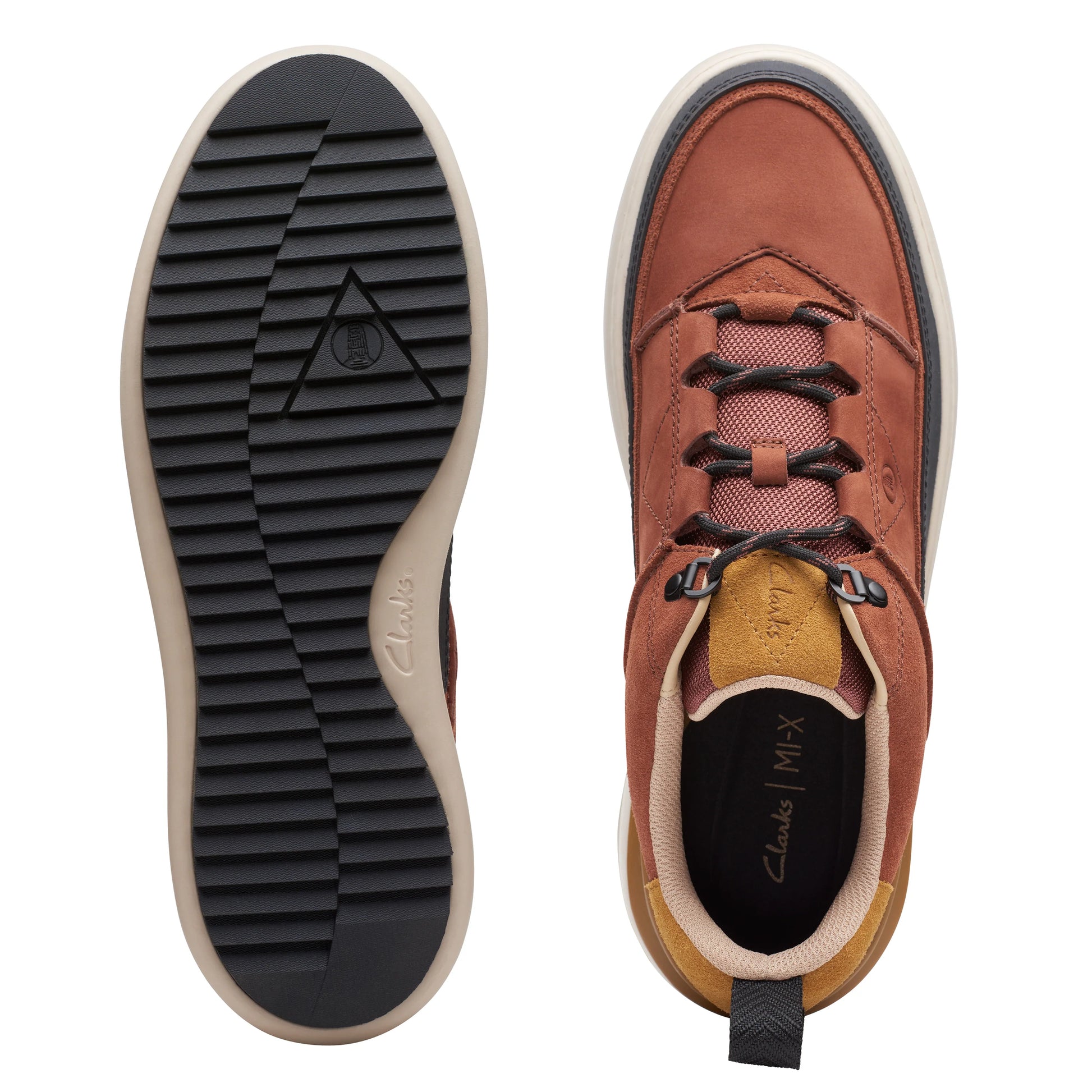 Zapatos Derby De La Marca Clarks  Para Hombre Modelo Courtlite Go British Tan Nubuck En Color Marrón