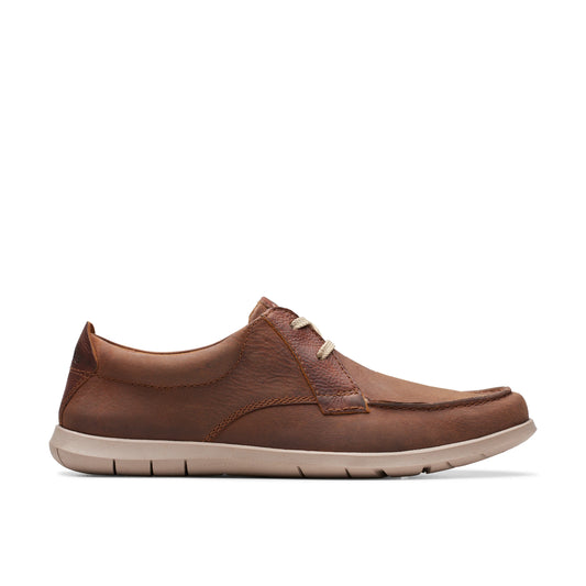 Мужская повседневная обувь бренда Clarks на весну и лето