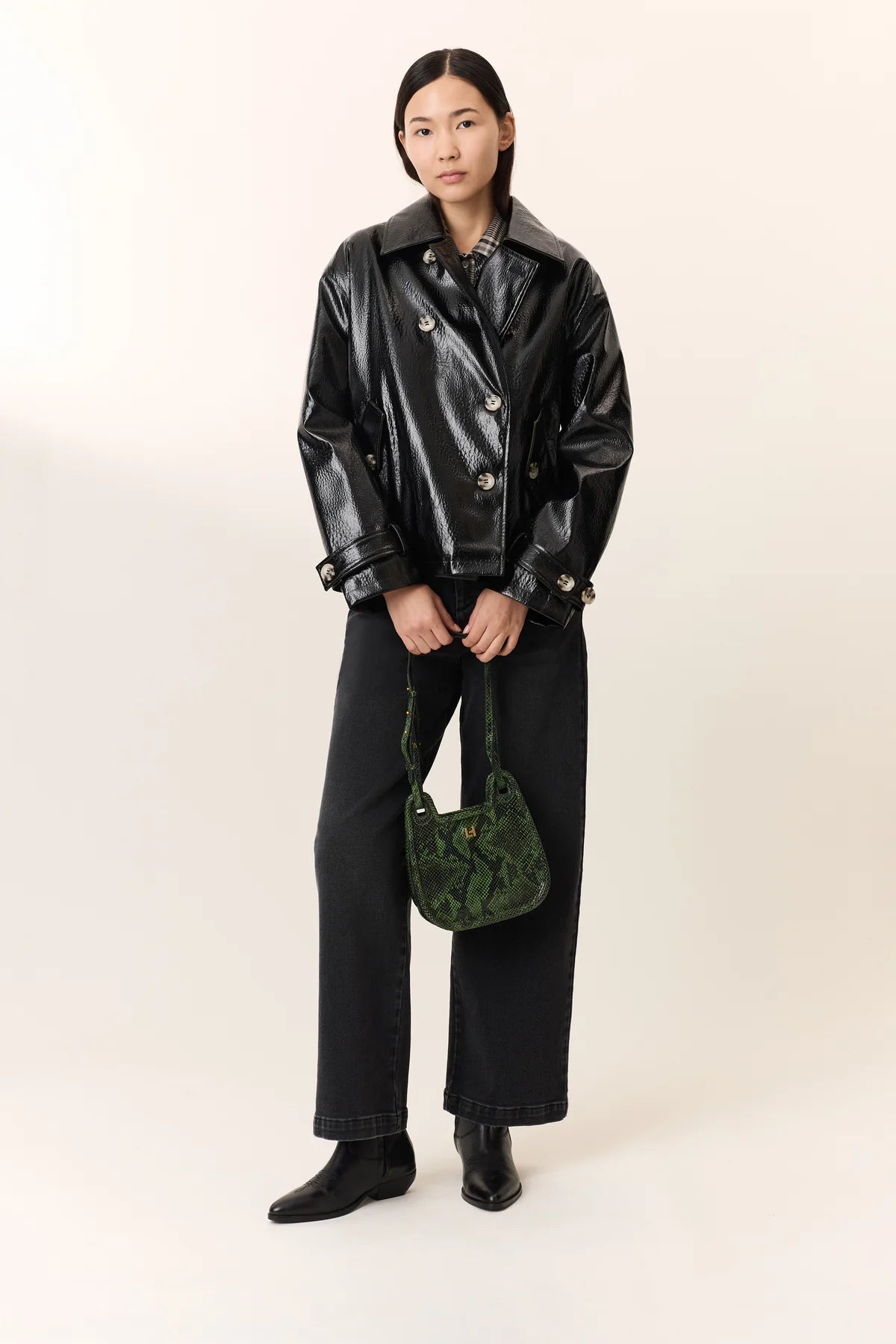 LEON & HARPER | CHAQUETAS | MUJER | VANNI PLN BLACK | NEGRO