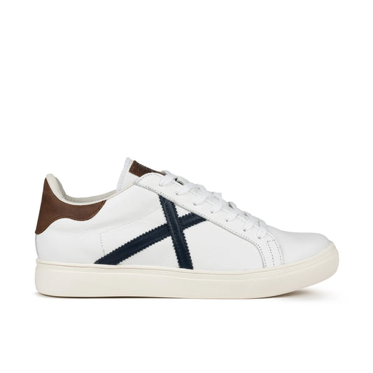 Baskets de marque Munich pour homme, modèle Rete 97 en blanc.