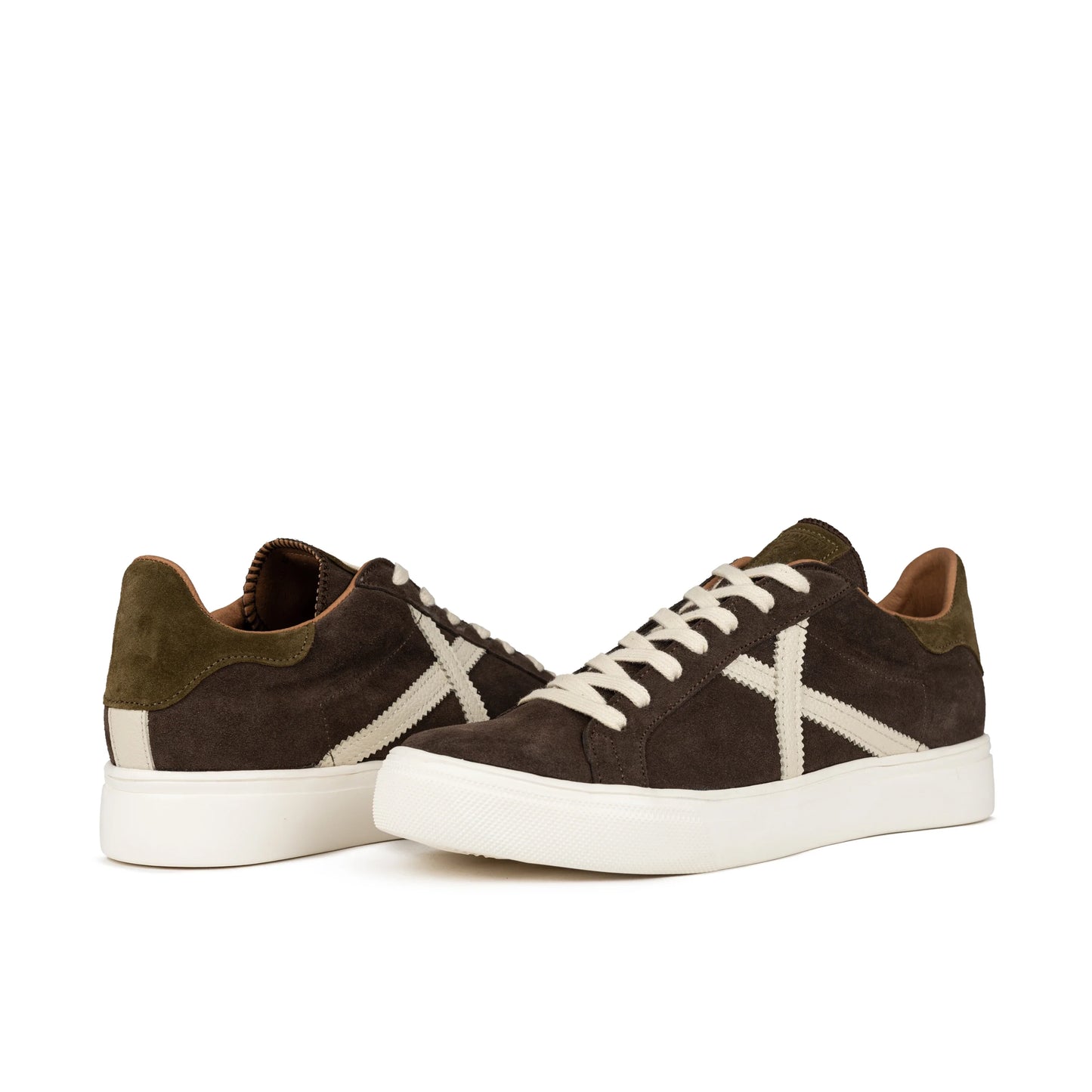 Baskets de marque Munich pour homme, modèle Rete 100 en marron.