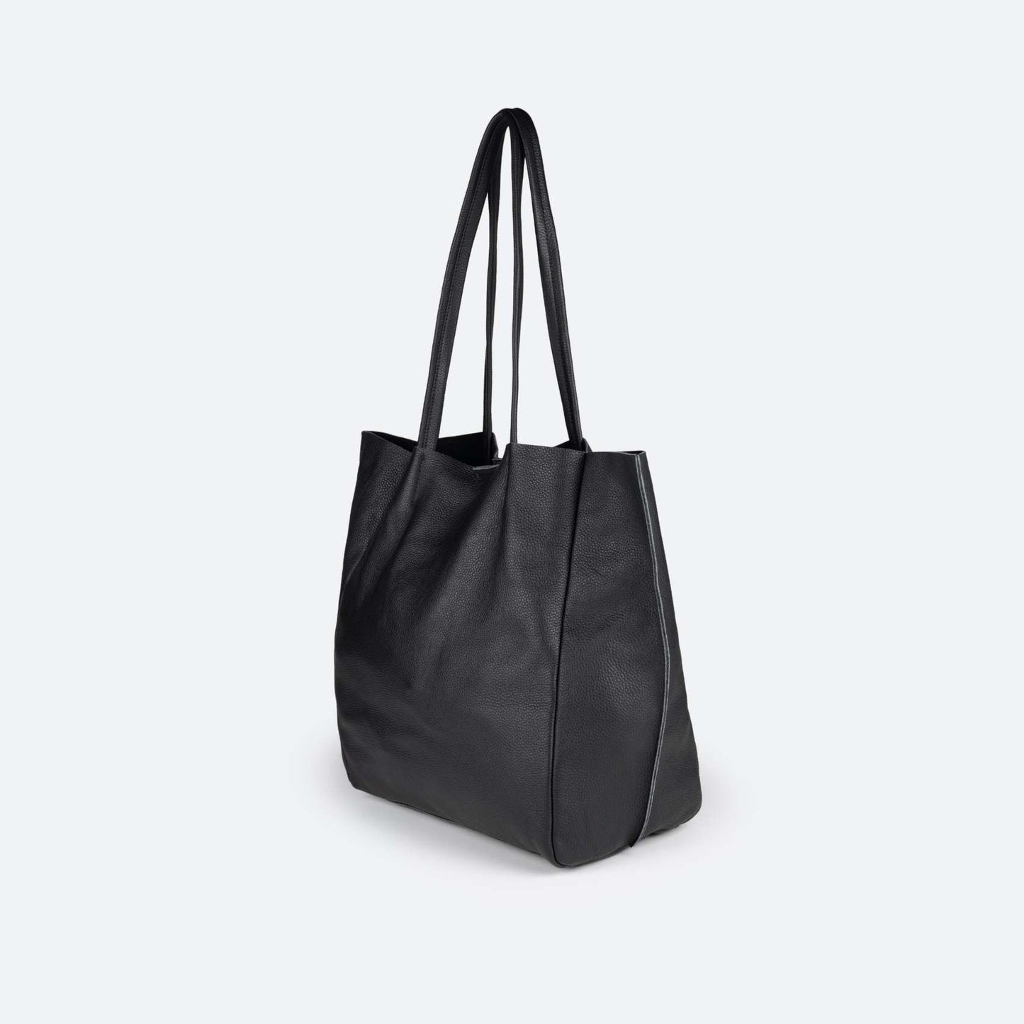Sac de marque Munich pour femme, modèle Loft Woman Shopper Black en noir.