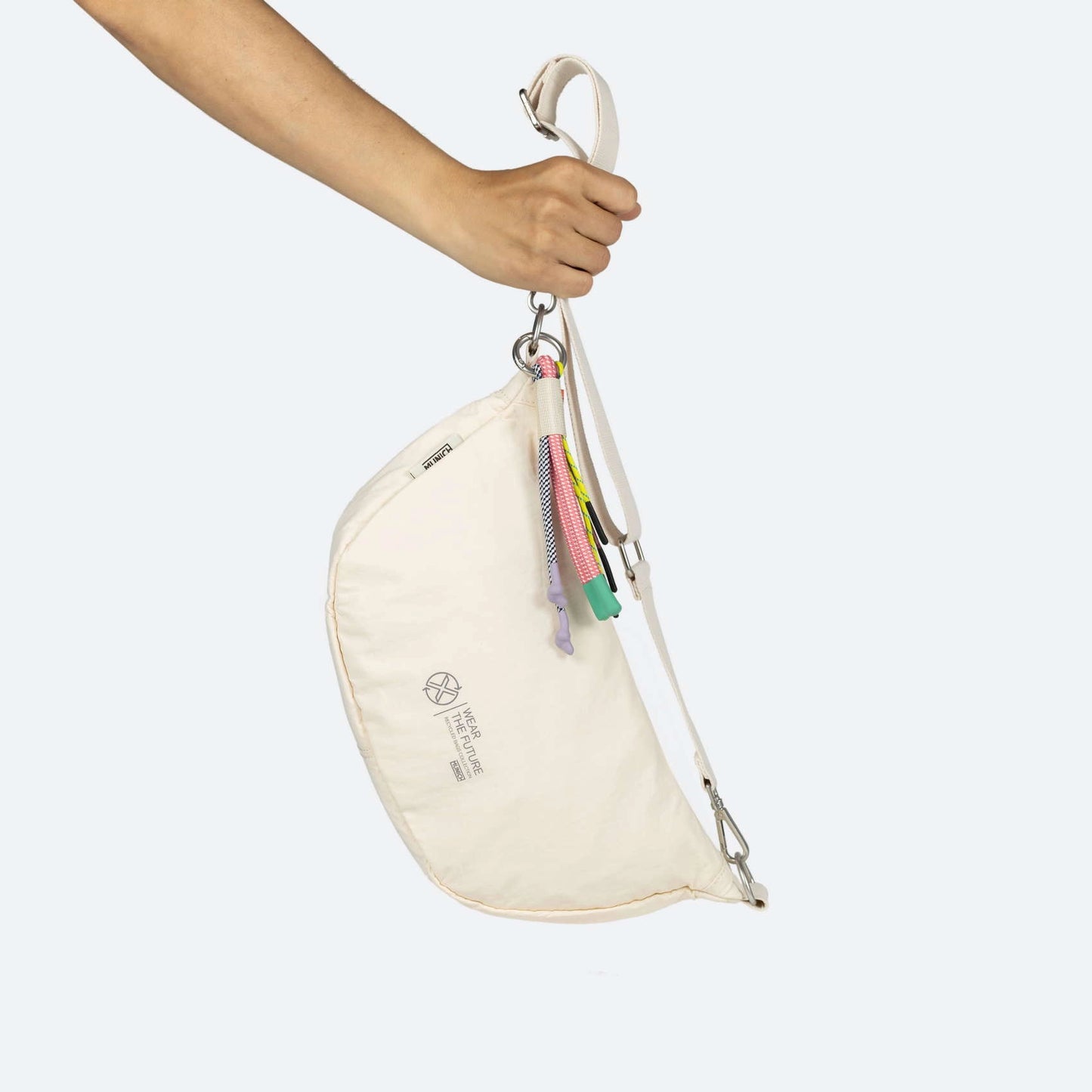 MUNICH | BORSES | UNISEX | DEEP RECYCLED CROSSBODY BAGUETTE C/CREAM