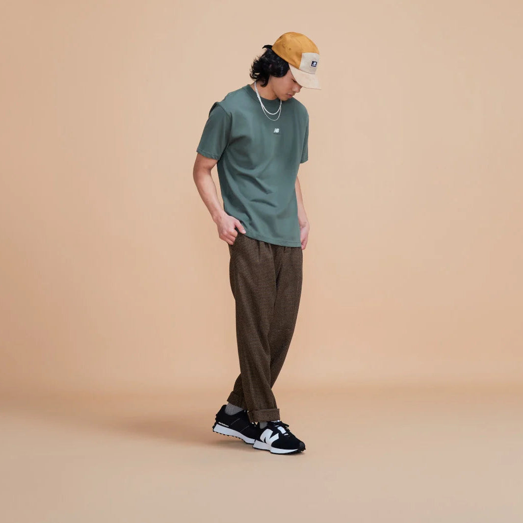 New Balance Sneaker Modell MS327CBW Saison SS25