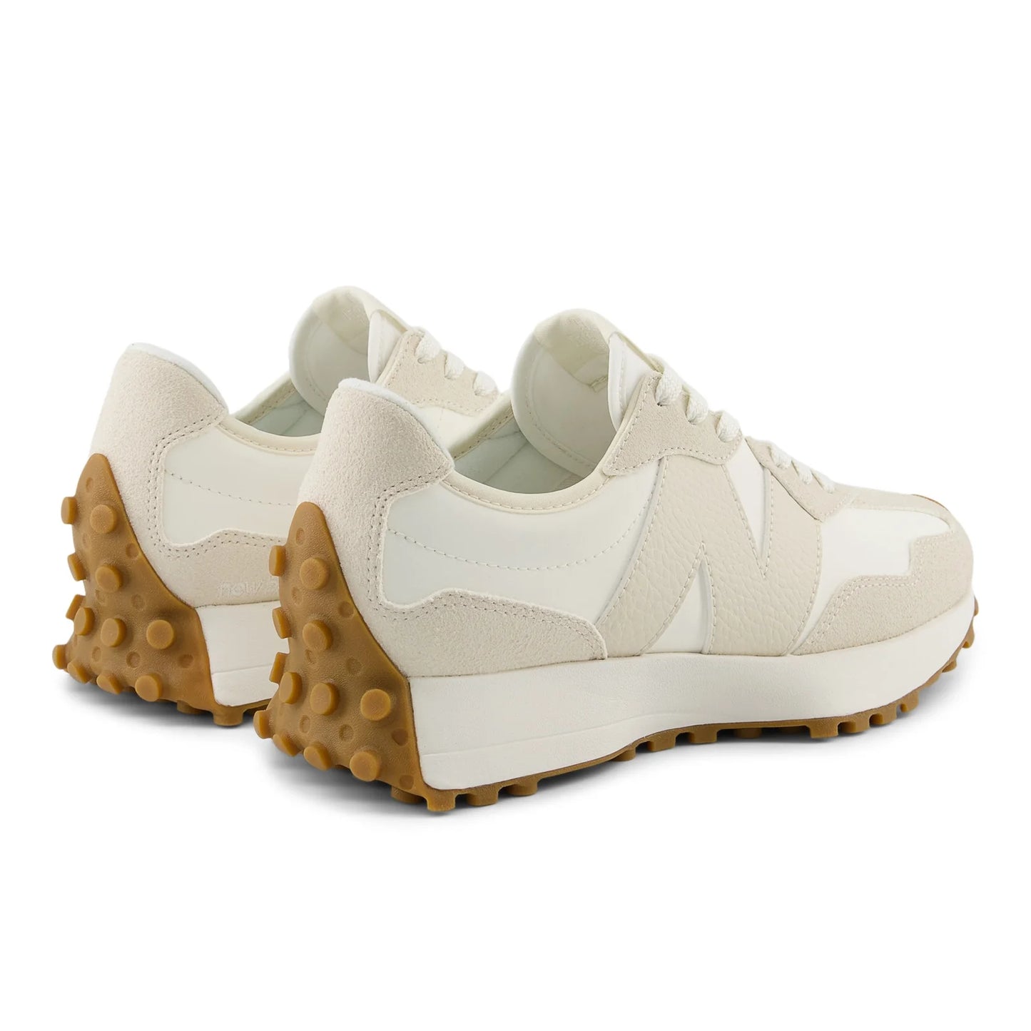Baskets New Balance modèle WS327NKD saison SS25