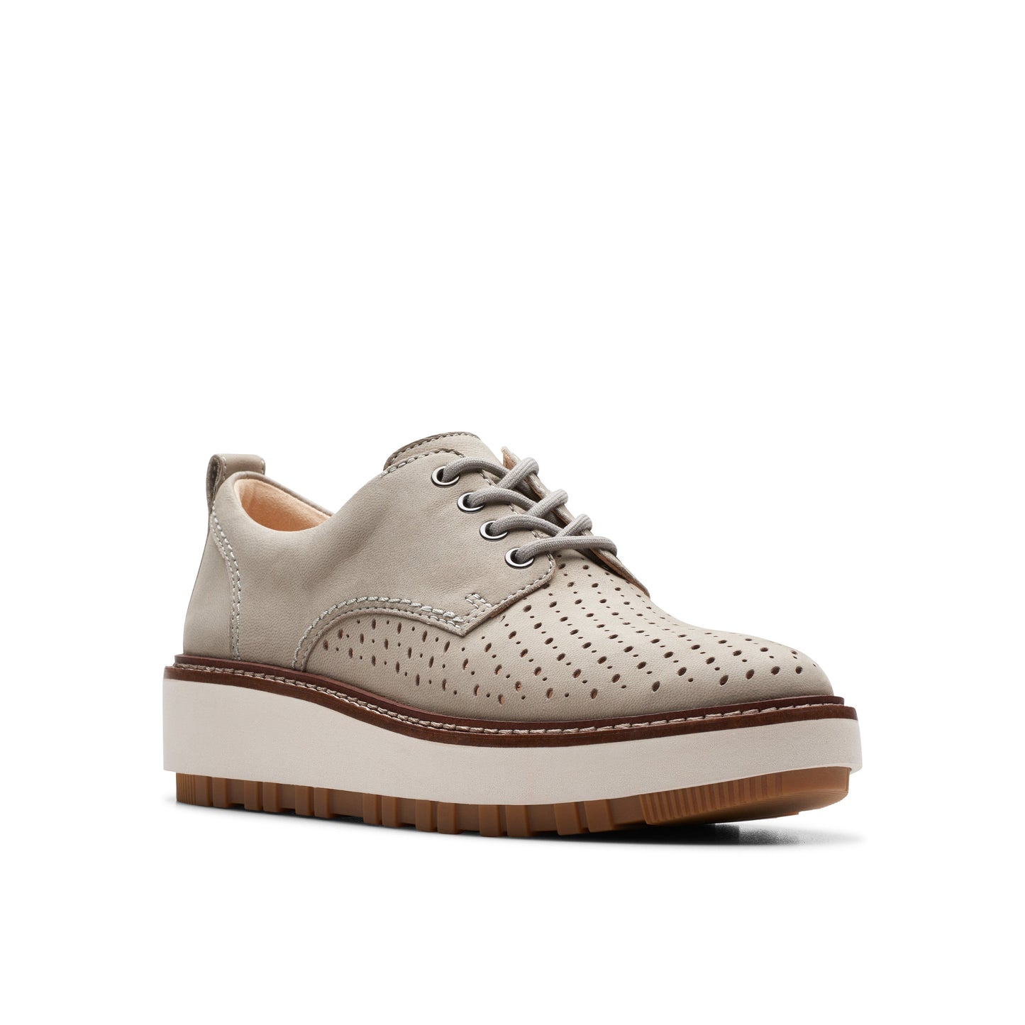 Zapatos Casual De La Marca Clarks Para Mujer Modelo Oriannaw Move Stone Nubuck En Color Marrón