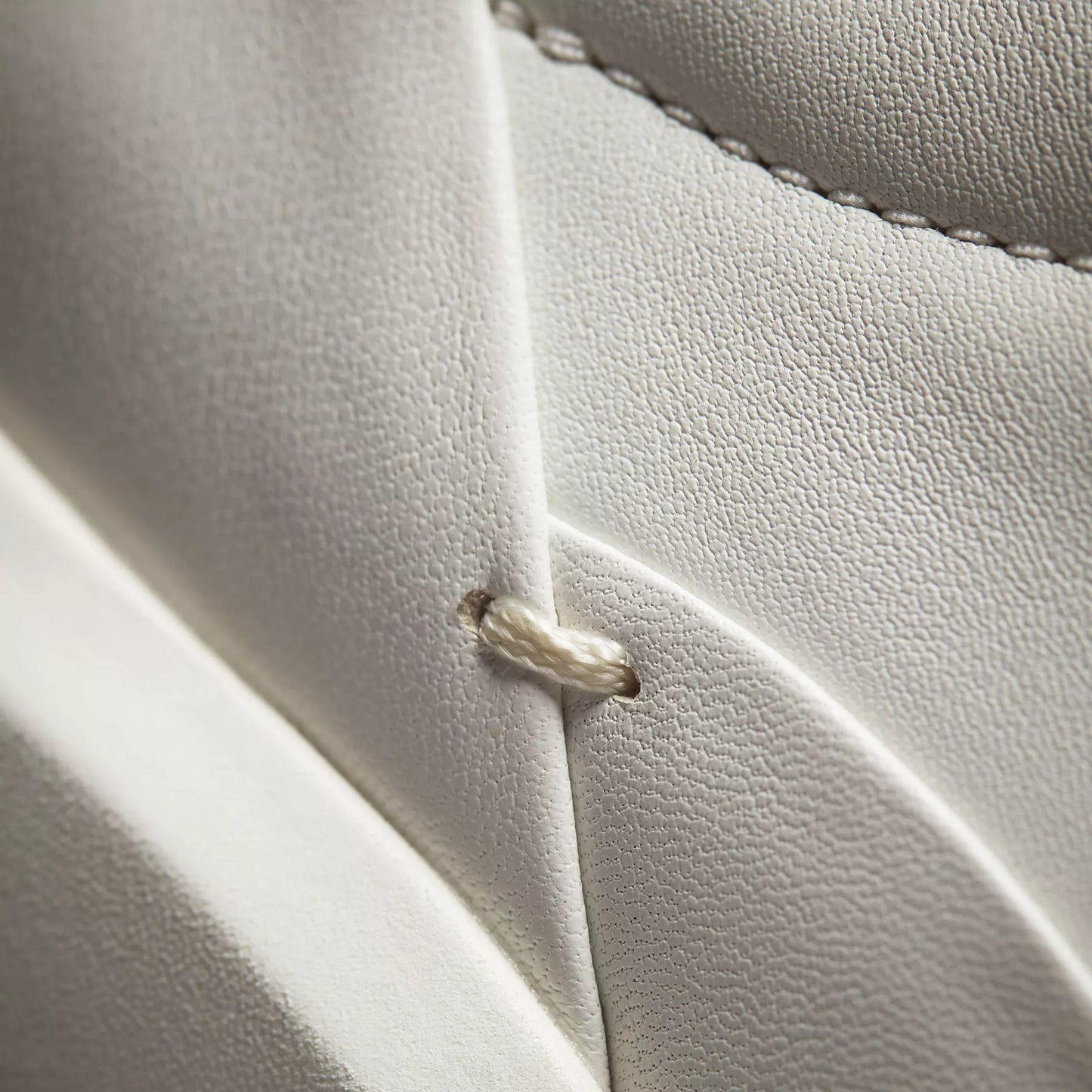 Sneakers De La Marca Clarks Para Mujer Modelo Tivoli Zip Off White Leather En Color Blanco