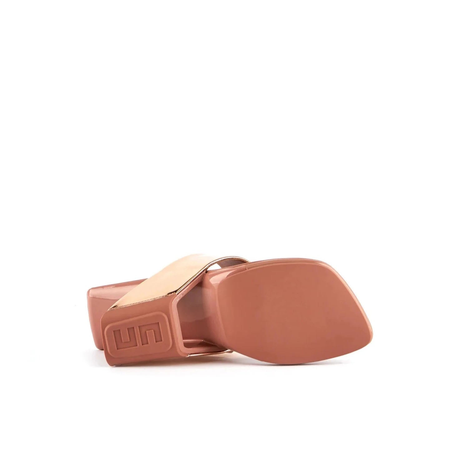 SALON DE MUJER MARCA UNITED NUDE PARA PRIMAVERA Y VERANO