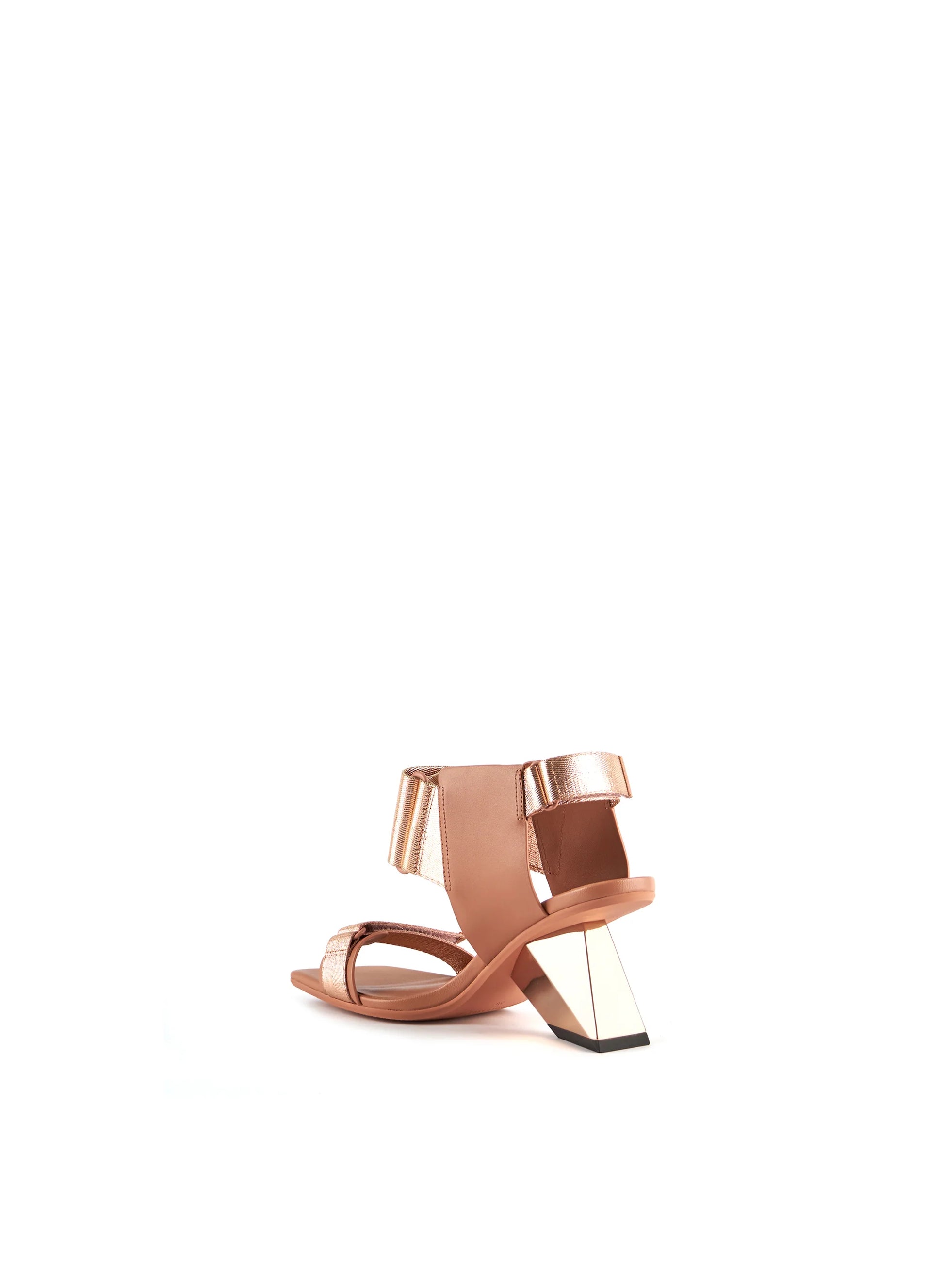 SALON DE MUJER MARCA UNITED NUDE PARA PRIMAVERA Y VERANO