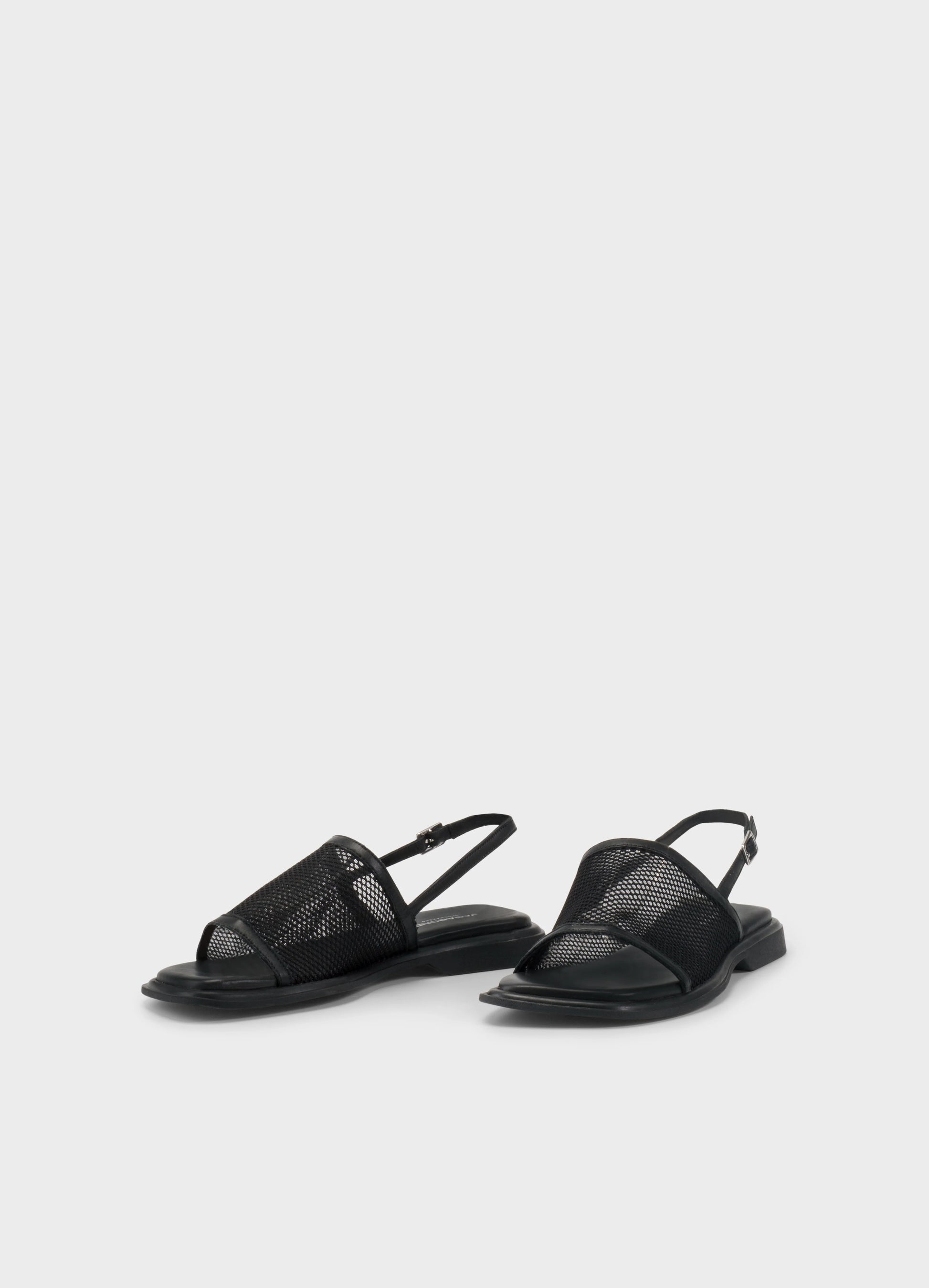 Sandales Vagabond pour femme, modèle Izzy, collection printemps-été 2025
