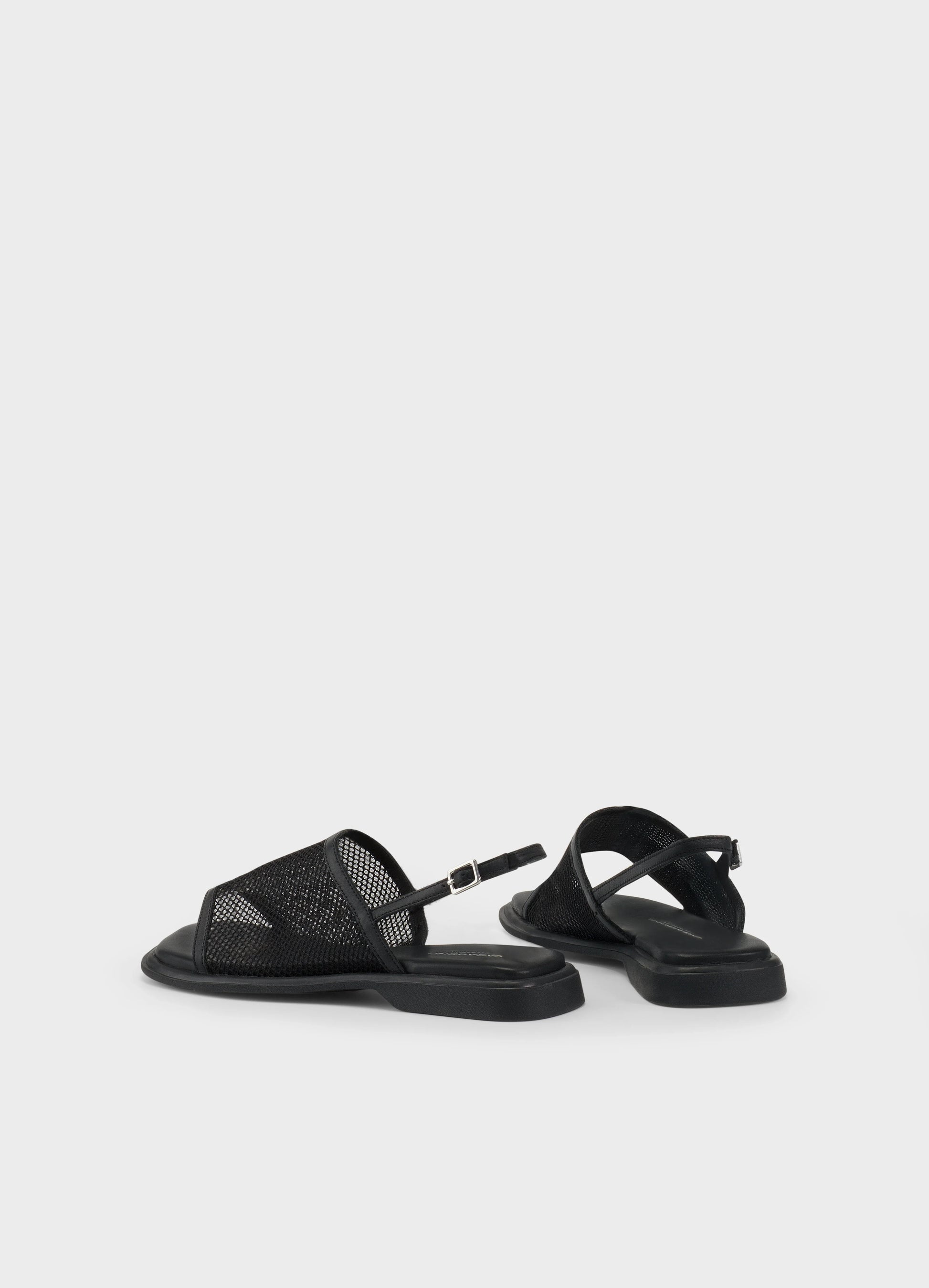 Sandales Vagabond pour femme, modèle Izzy, collection printemps-été 2025