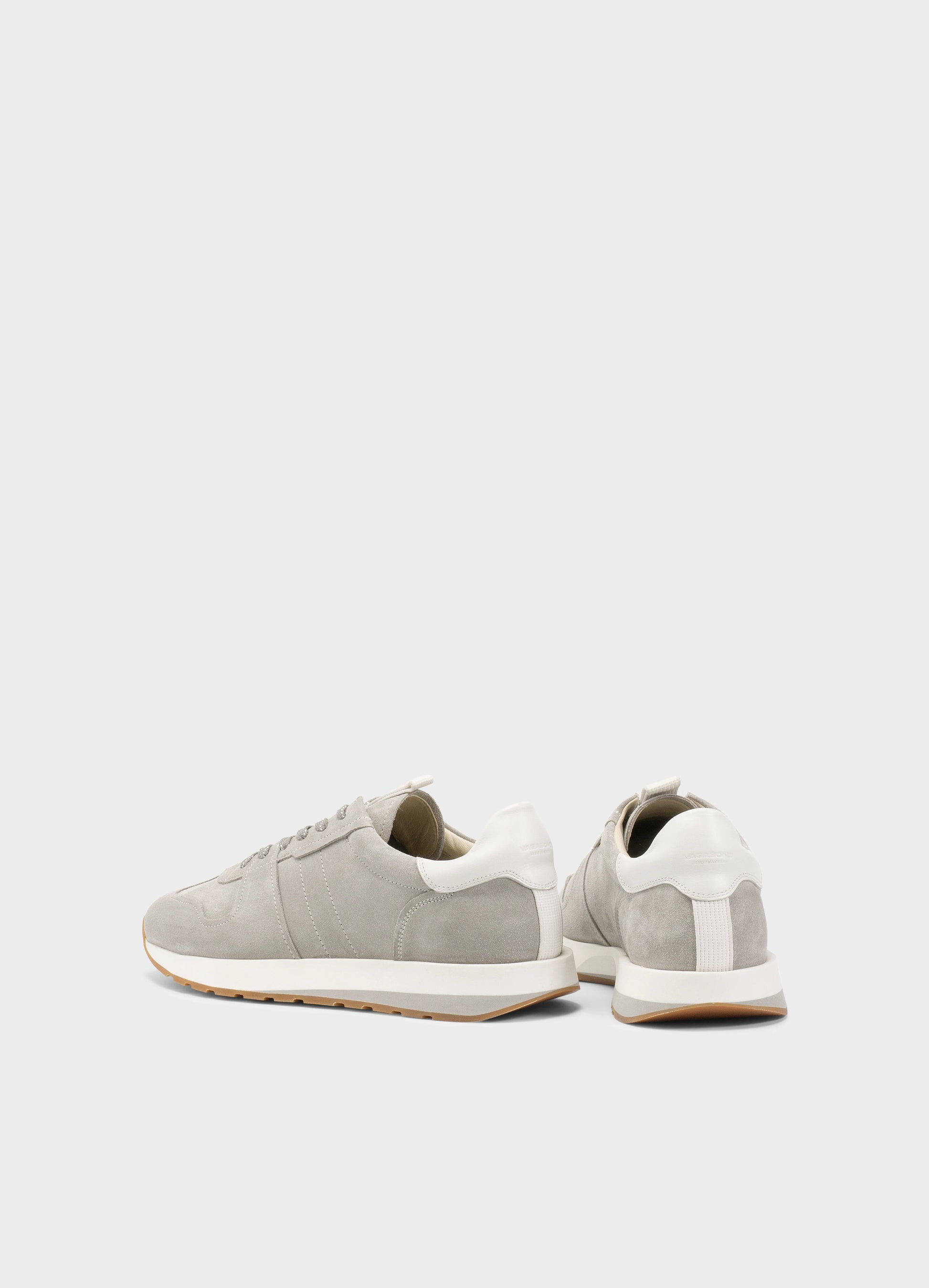 Sneakers Marca Vagabond Para Hombre Modelo Paul Runner Temporada Primavera Verano 25