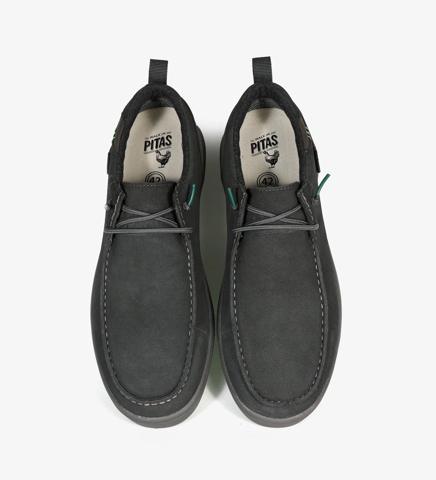 Wallabee der Marke PITAS für Herren, Modell ARAL in Grau. Werten Sie Ihren Look diesen Sommer mit diesen modernen, stylischen und äußerst bequemen Schuhen auf.
