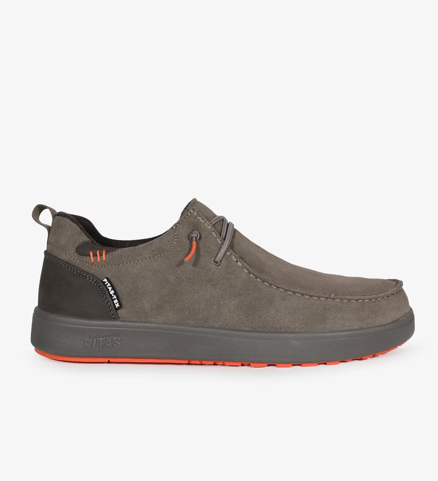 Wallabee der Marke PITAS für Herren, Modell ARAL in Grau. Werten Sie Ihren Look diesen Sommer mit diesen modernen, stylischen und äußerst bequemen Schuhen auf.