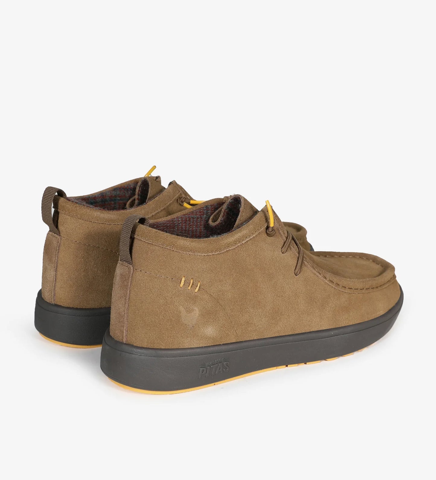 Chaussures PITAS Wallabee TUG beiges pour homme. Rehaussez votre look cet été avec ces chaussures modernes, élégantes et extrêmement confortables.