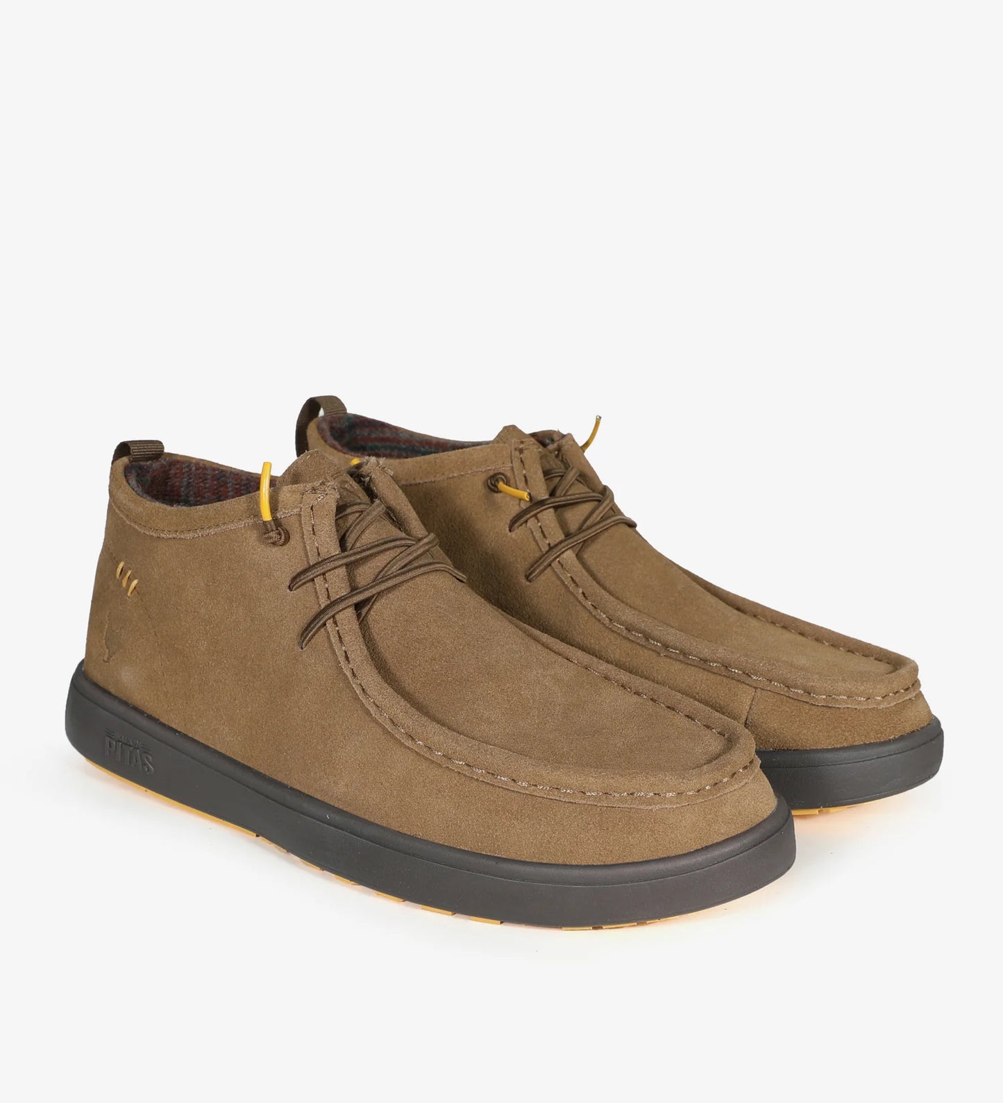 Chaussures PITAS Wallabee TUG beiges pour homme. Rehaussez votre look cet été avec ces chaussures modernes, élégantes et extrêmement confortables.