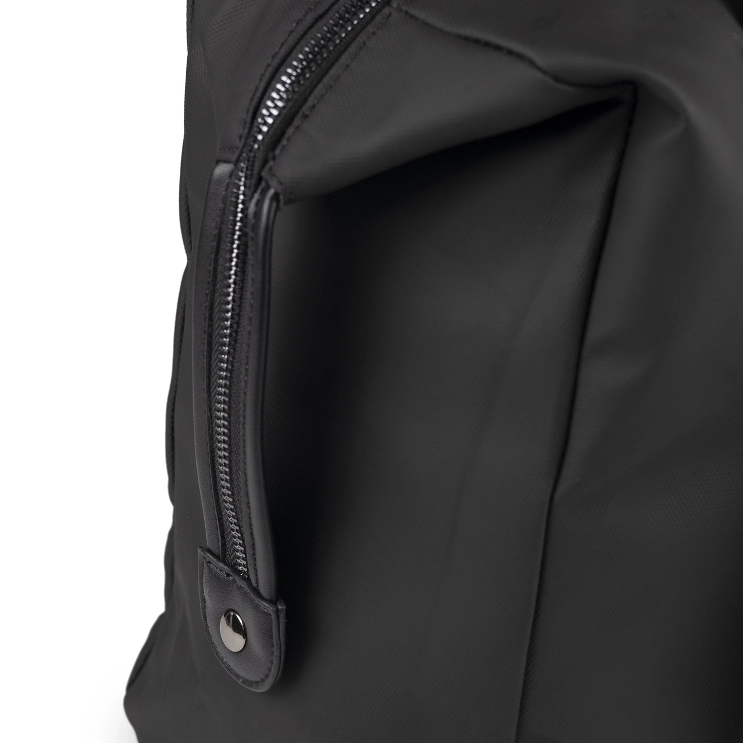MUNICH | BOLSOS | HOMBRE | PEAK RECYCLED WEEKENDER BLACK | NEGRO