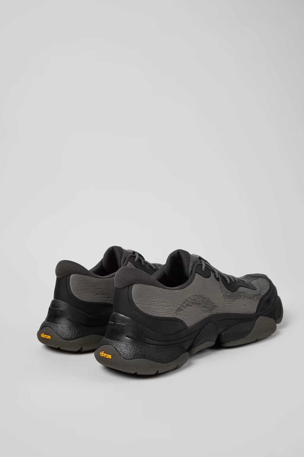 Sneakers De La  Marca Camper Para Hombre Modelo Karst 2