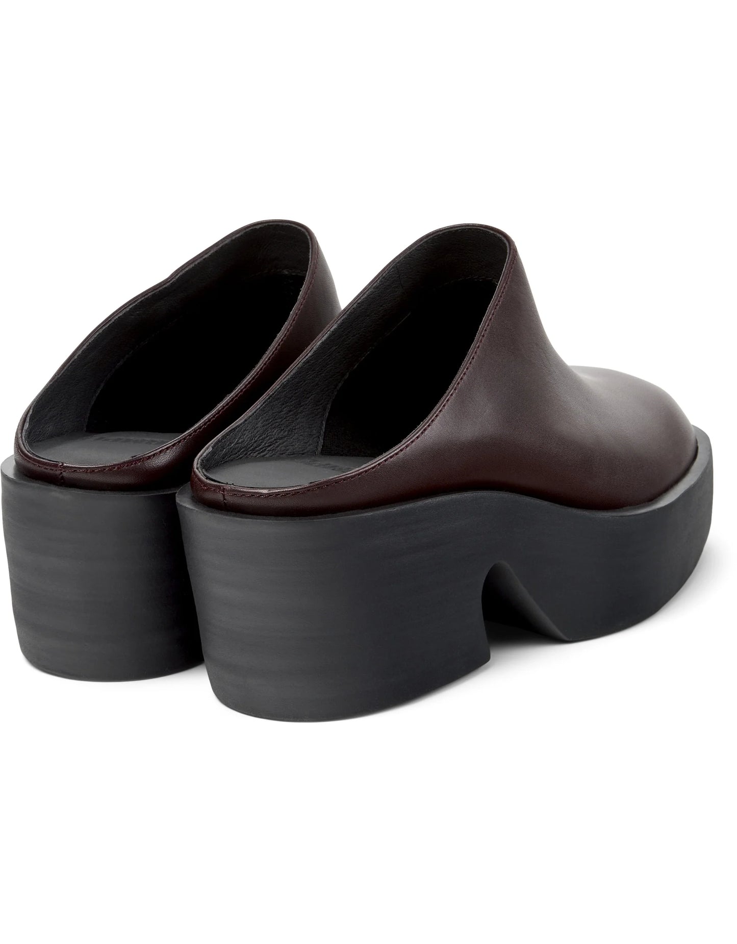 Zapatos Casual Para Mujer De La Marca Camper Modelo Billie Ultrasoft Beizos/Billie Negro De Color Burdeos
