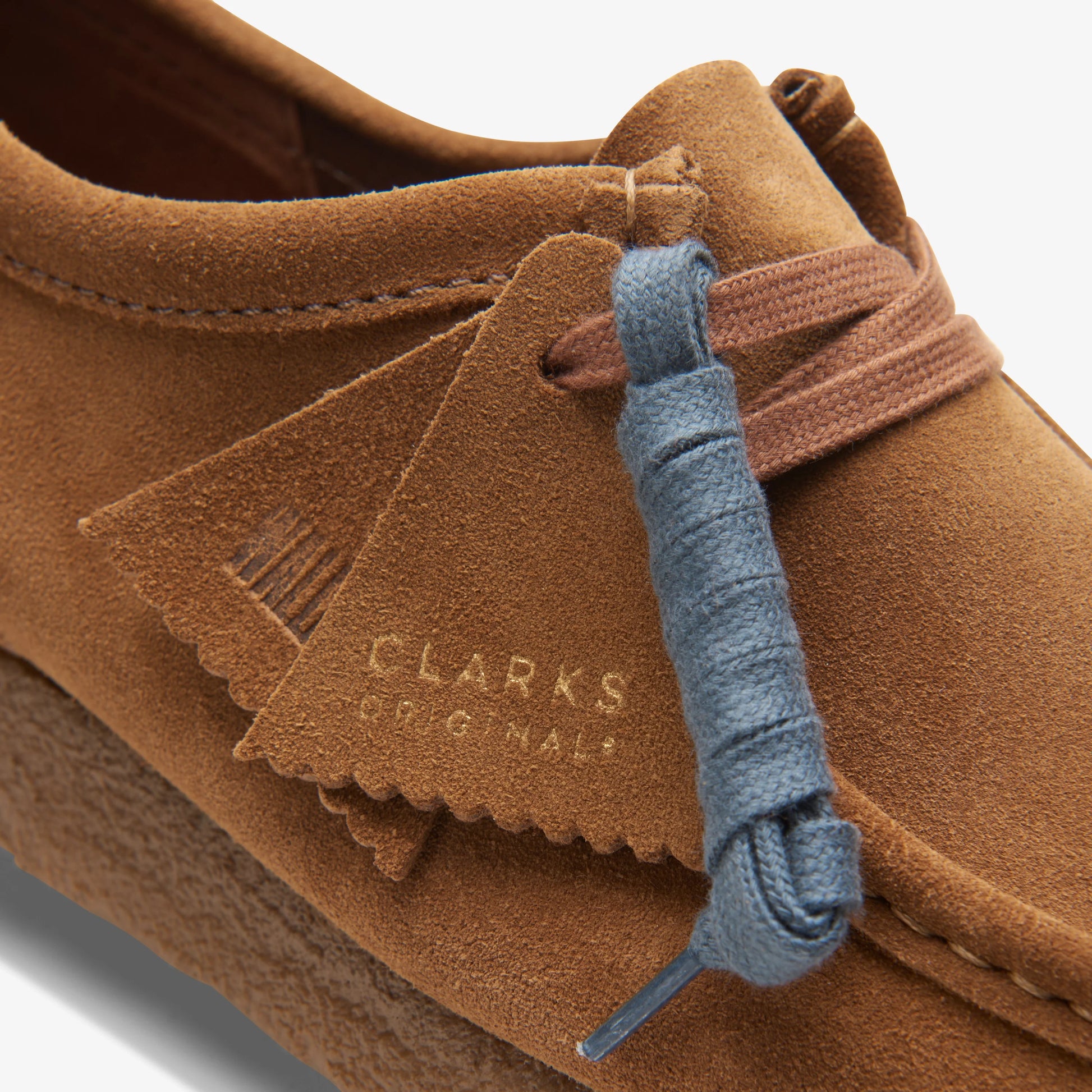 Zapatos Casual De La Marca Clarks  Para Hombre Modelo Wallabee