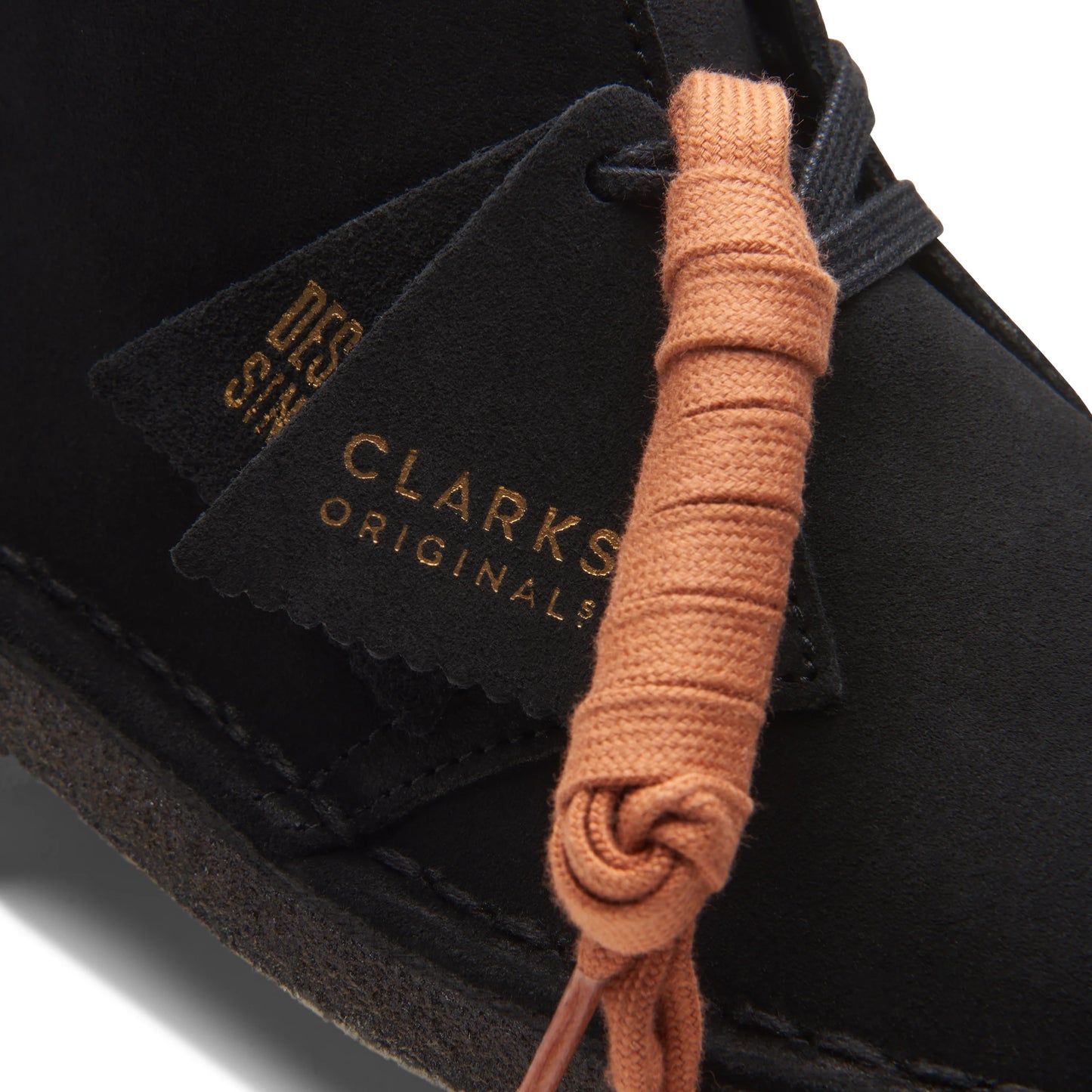 botas para mujer marca clarks modelo desert boot.