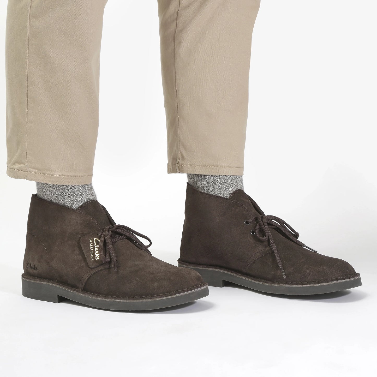 Botas De La Marca Clarks  Para Hombre Modelo Desert Bt Evo Dark Brown Suede En Color Marrón