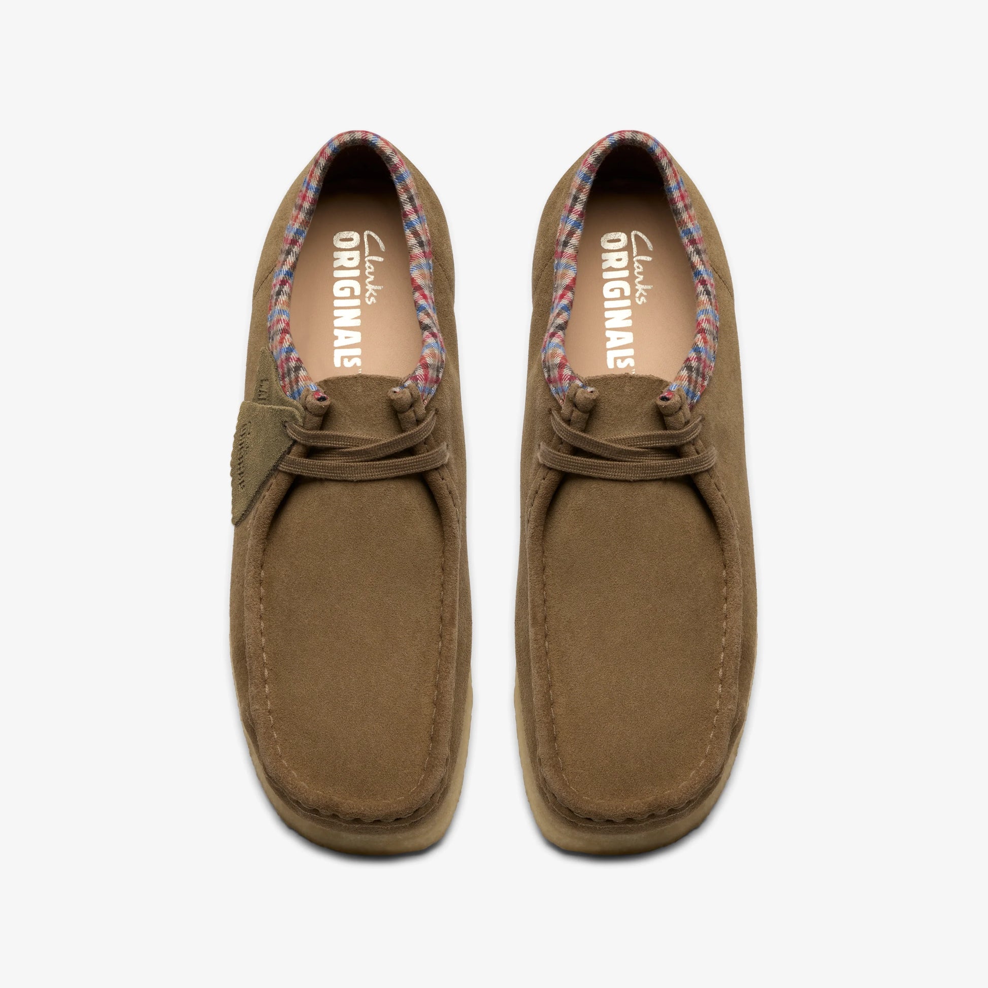 Zapatos Casual De La Marca Clarks  Para Hombre Modelo Wallabee Dark Taupe Combi En Color Beige