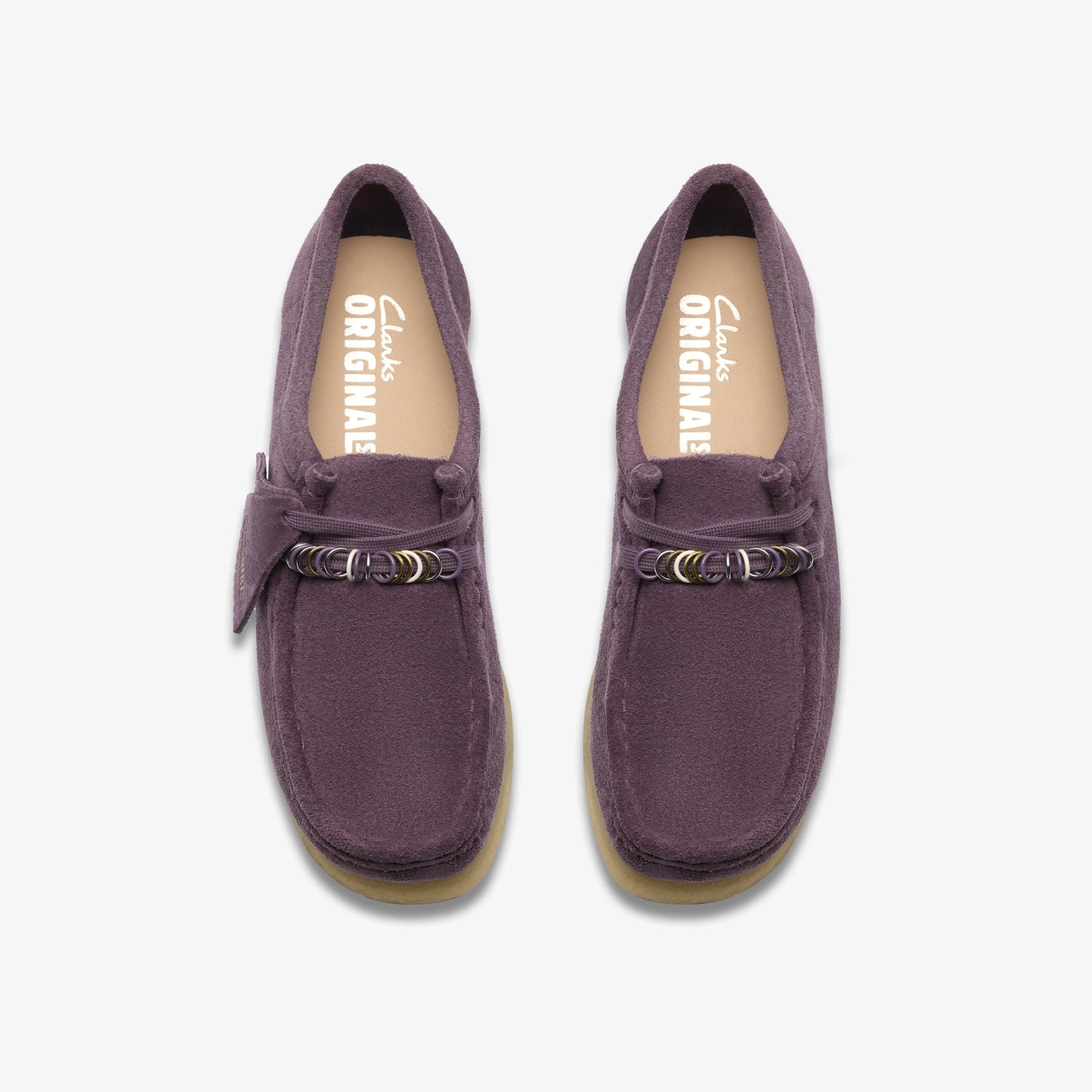 Sandalias De La Marca Clarks Para Mujer Modelo Wallabee. Plum Suede En Color Marrón