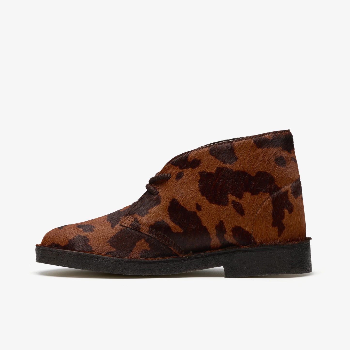 botas para mujer marca clarks modelo desert boot.